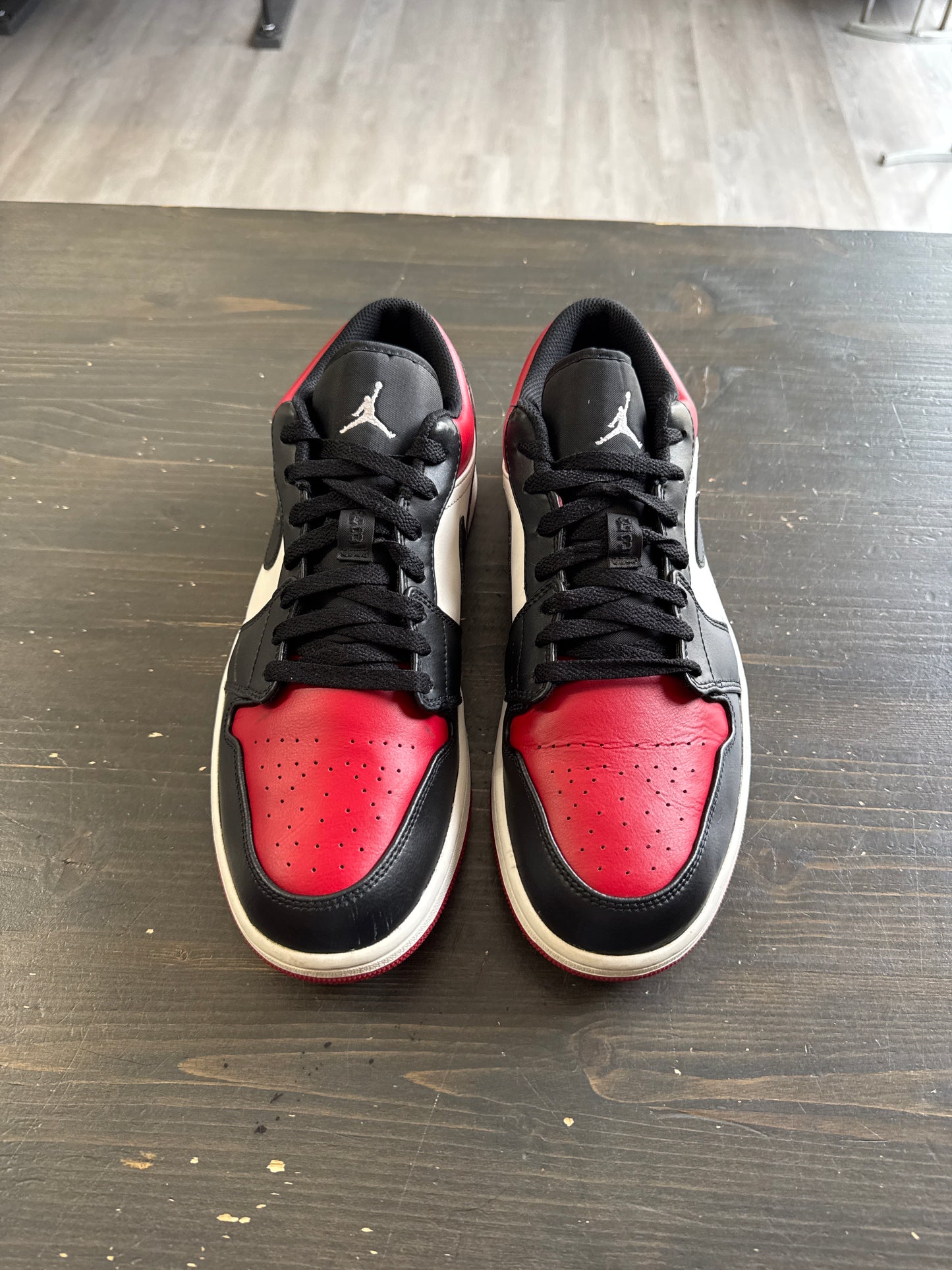 Pre-owned Jordan 1 Low Bred Toe