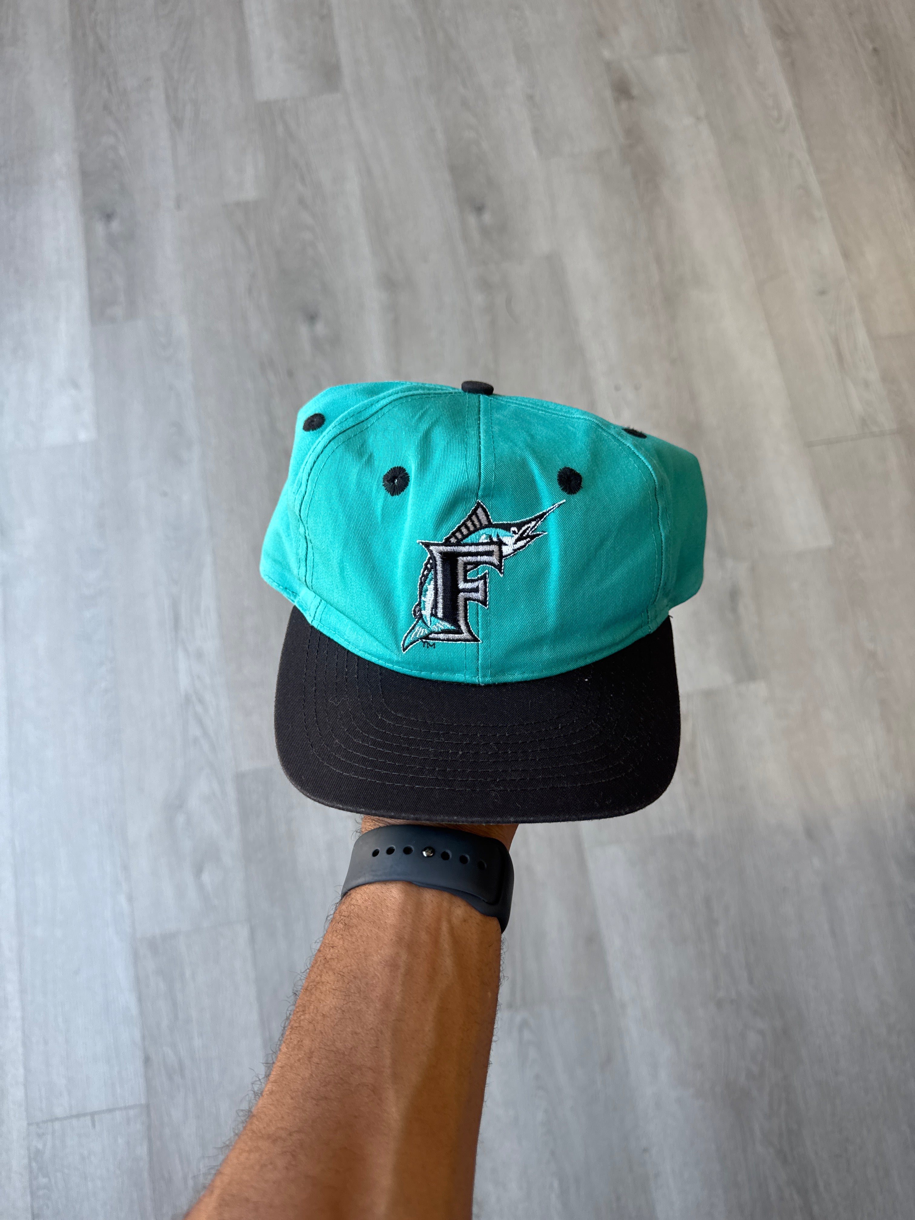 Vintage 90s Florida Marlins Snapback Hat