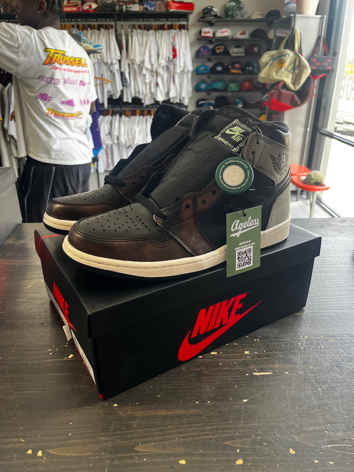 Jordan 1 Retro High Light Army Rust Shadow Patina