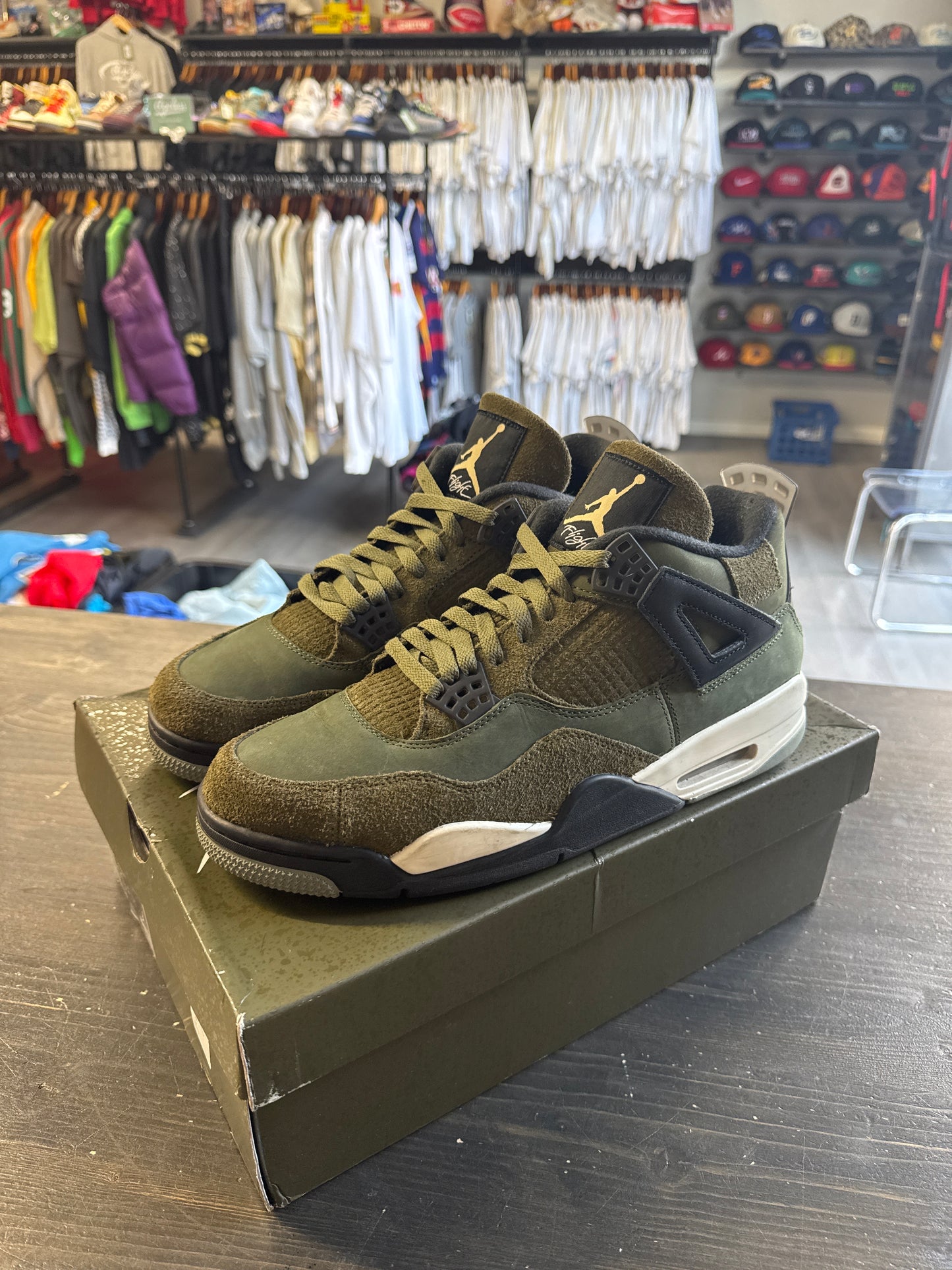 Pre-owned Jordan Retro 4 Craft Medium Olive