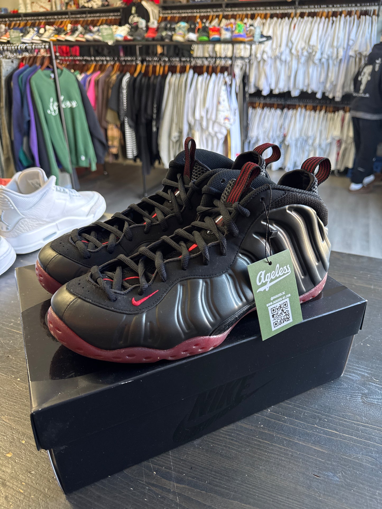 Pre-owned Nike Air Foamposite One Cough Drop