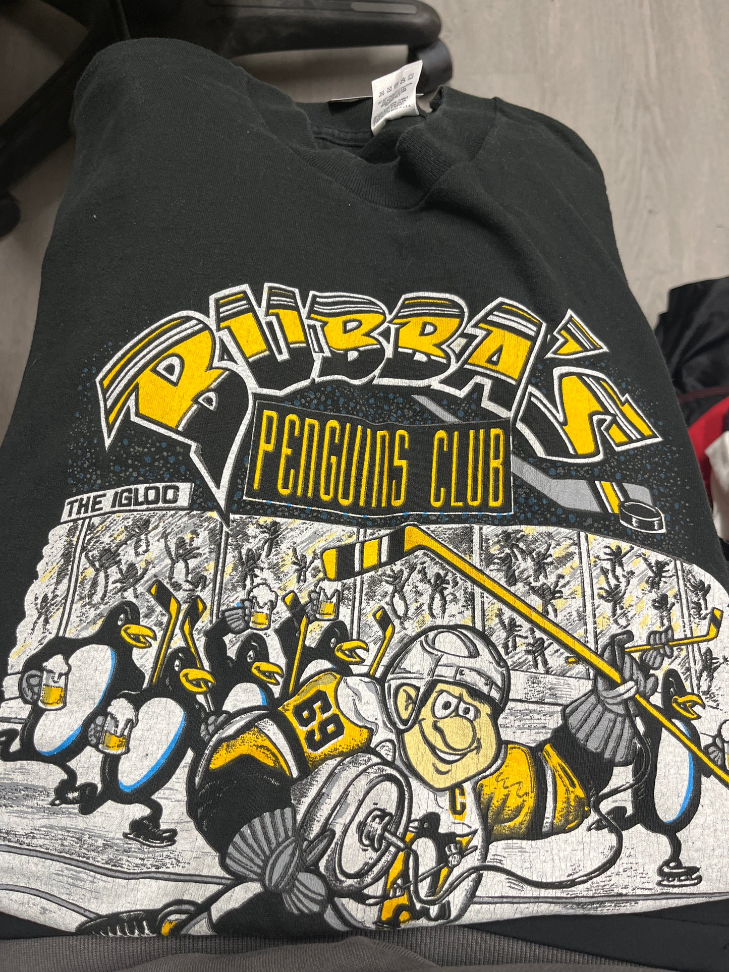 Bubba’s Penguins Club Hockey Tee