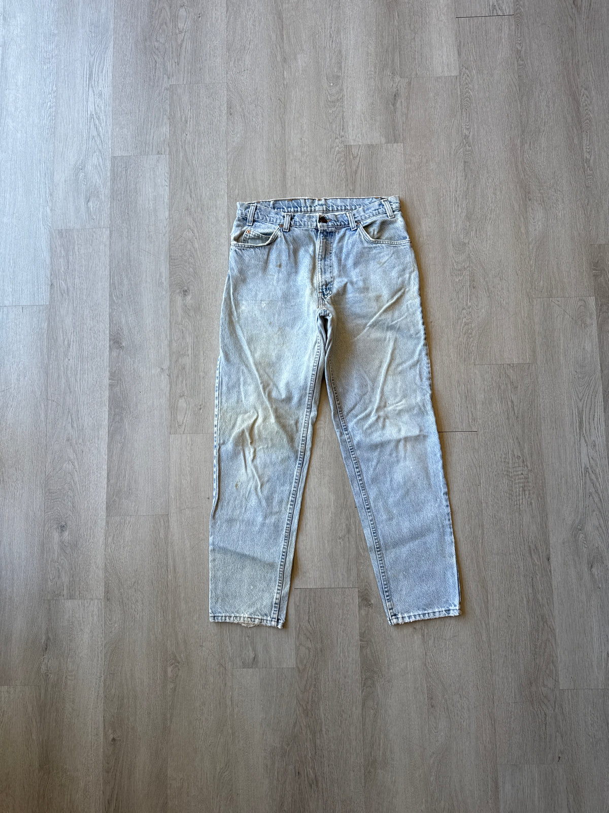 Vintage Levi’s 550 Orange Tab Relaxed Tapered Light Washed Denim Jeans