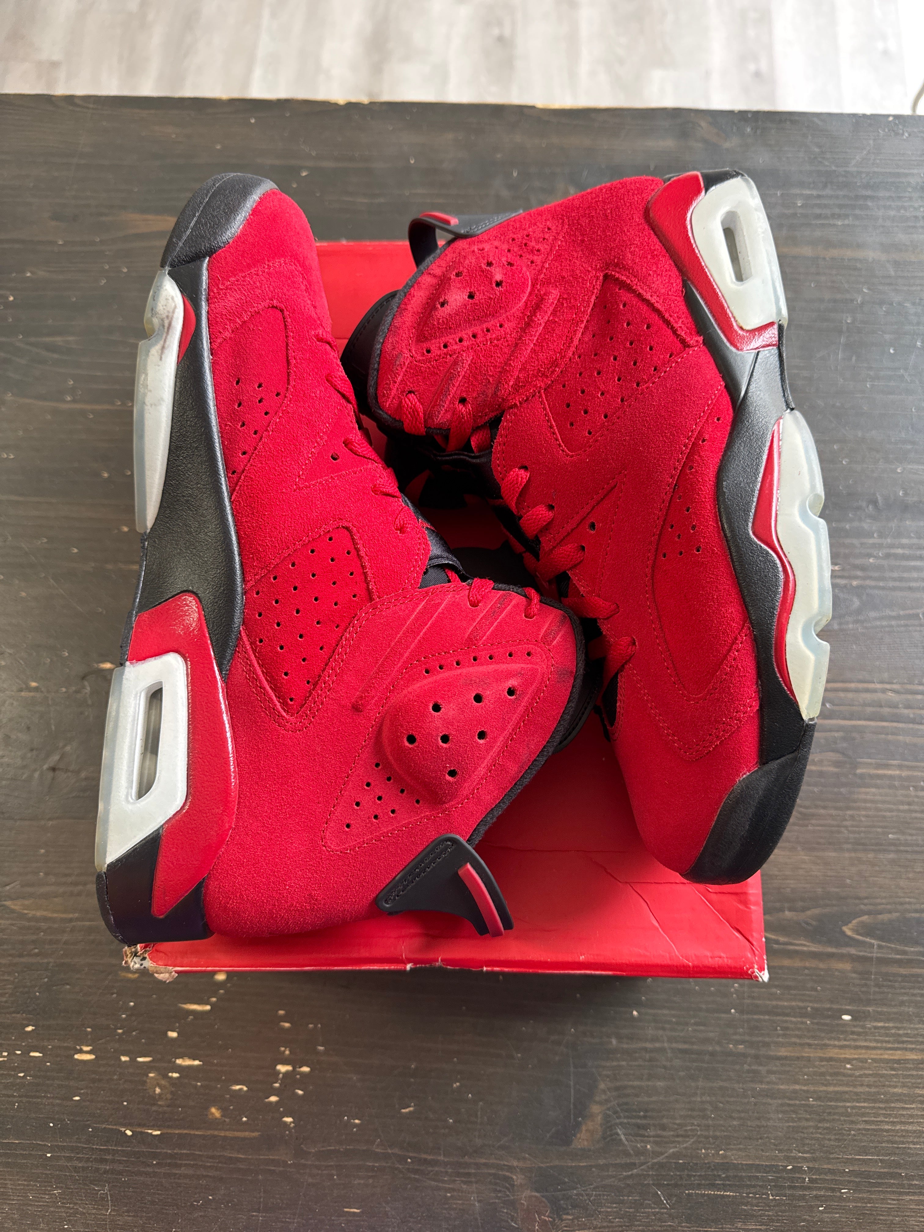 Pre-owned Jordan Retro 6 Toro Bravo