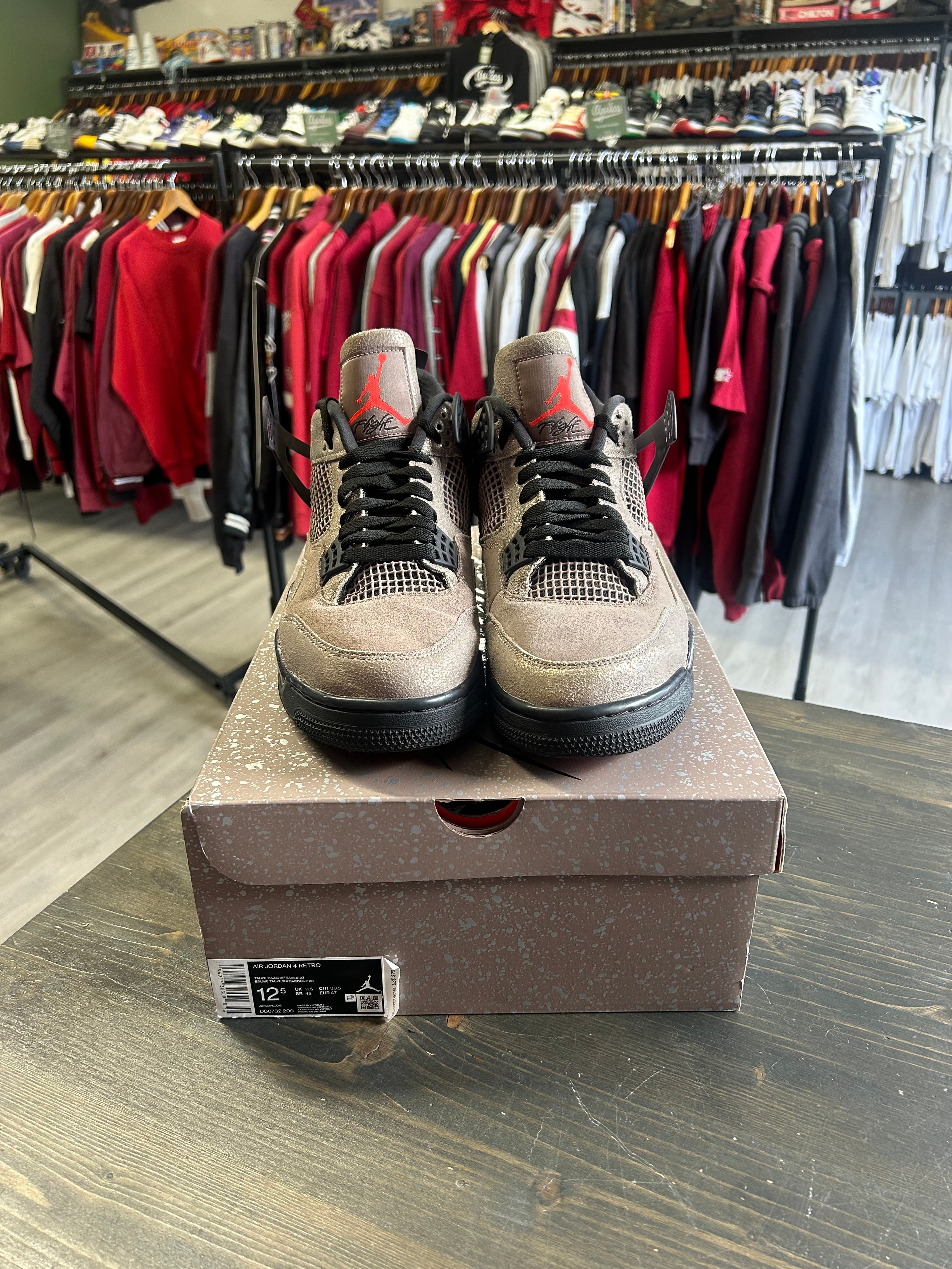 Pre-Owned Jordan 4 Retro Taupe Haze