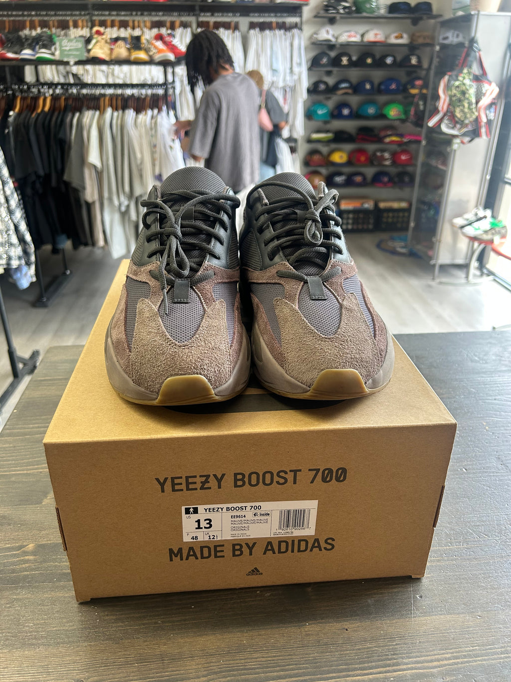 Pre-Owned Adidas Yeezy Boost 700 Mauve