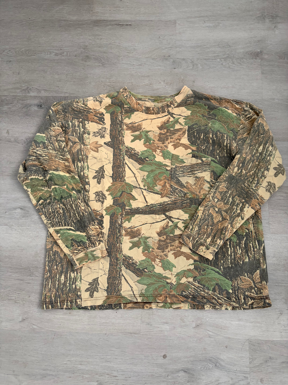 Vintage Camo Tree Print Long Sleeve Tee