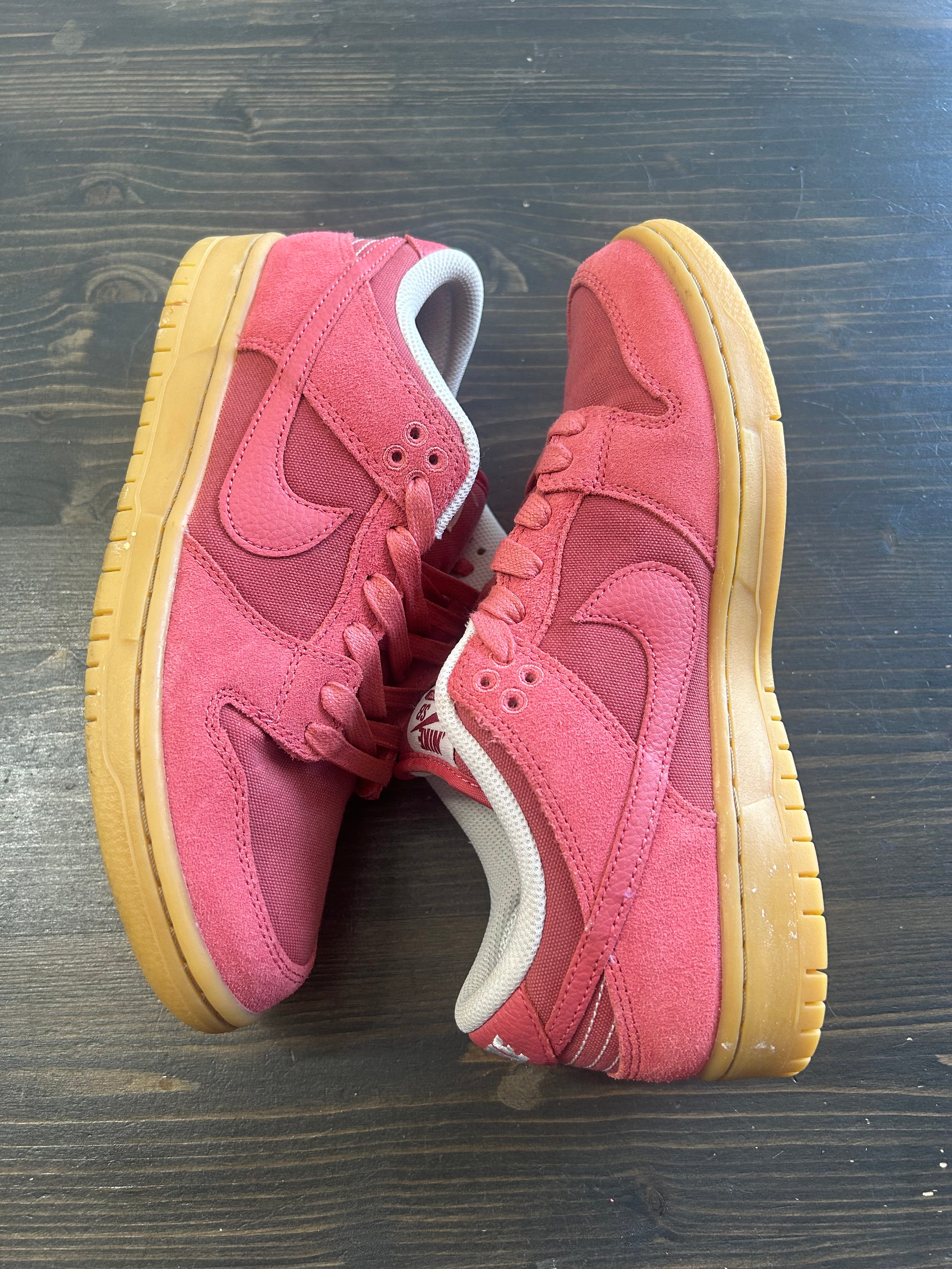 Pre Owned Nike Dunk Low Pro Adobe