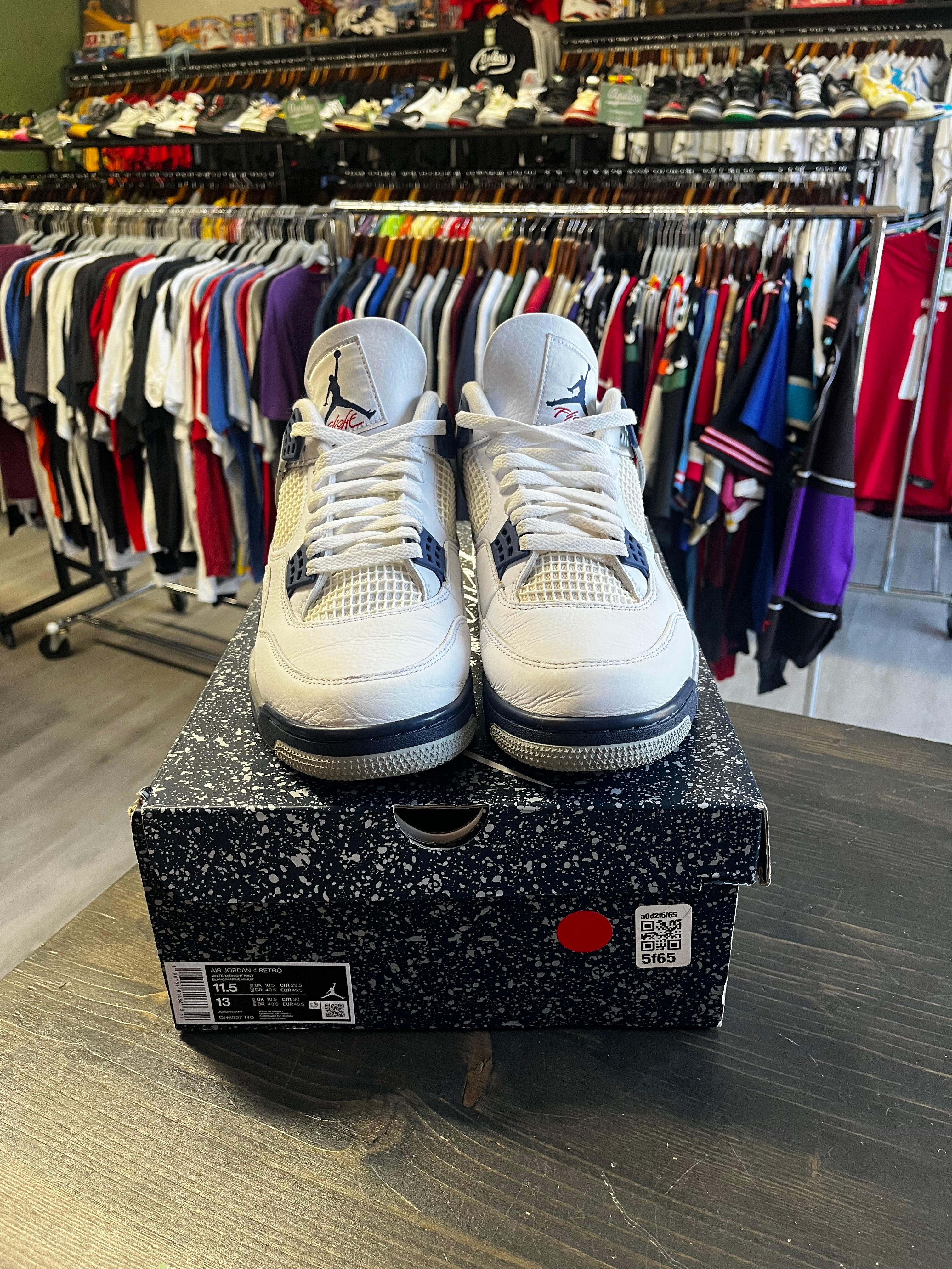 Pre-Owned Nike Air Jordan 4 Retro Midnight Navy