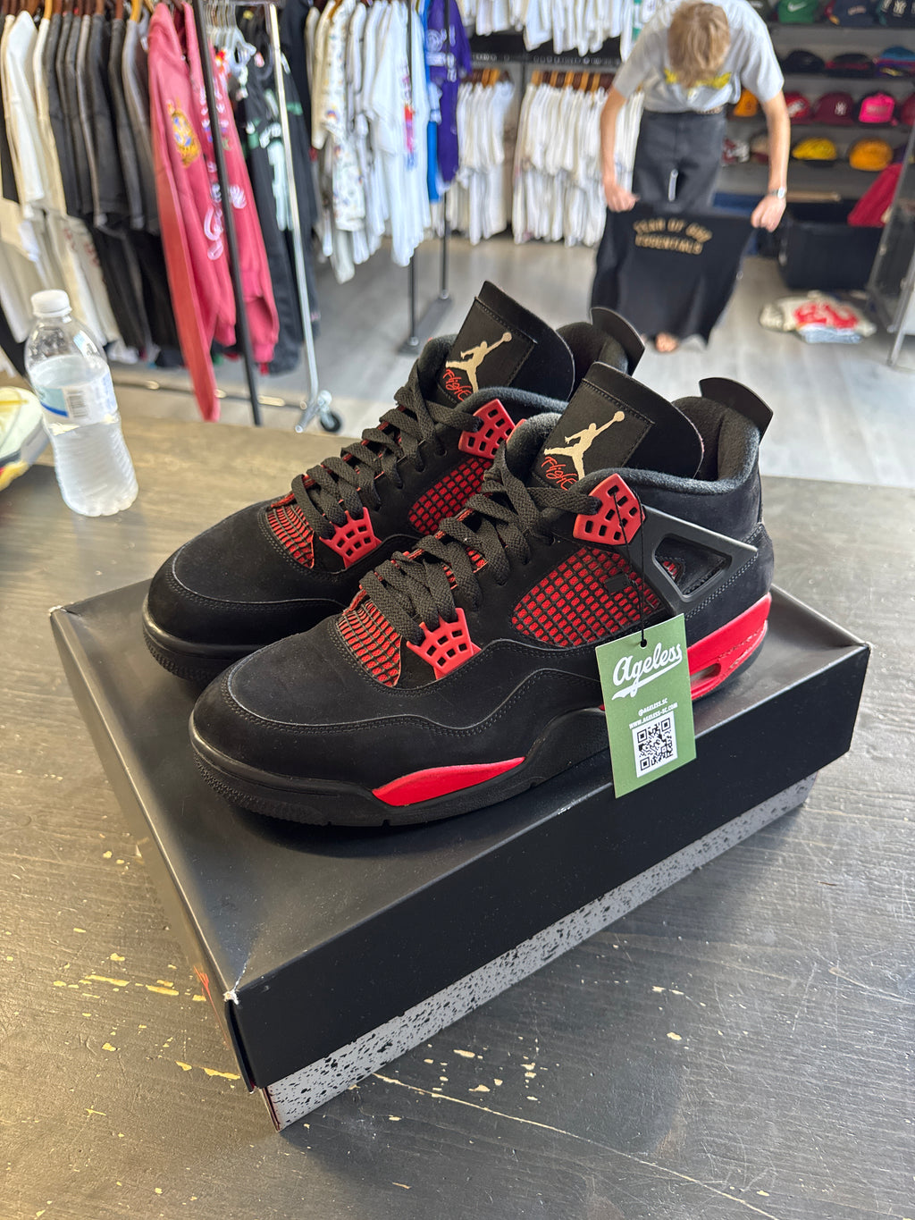 Pre-owned Jordan Retro 4 Red Thunder