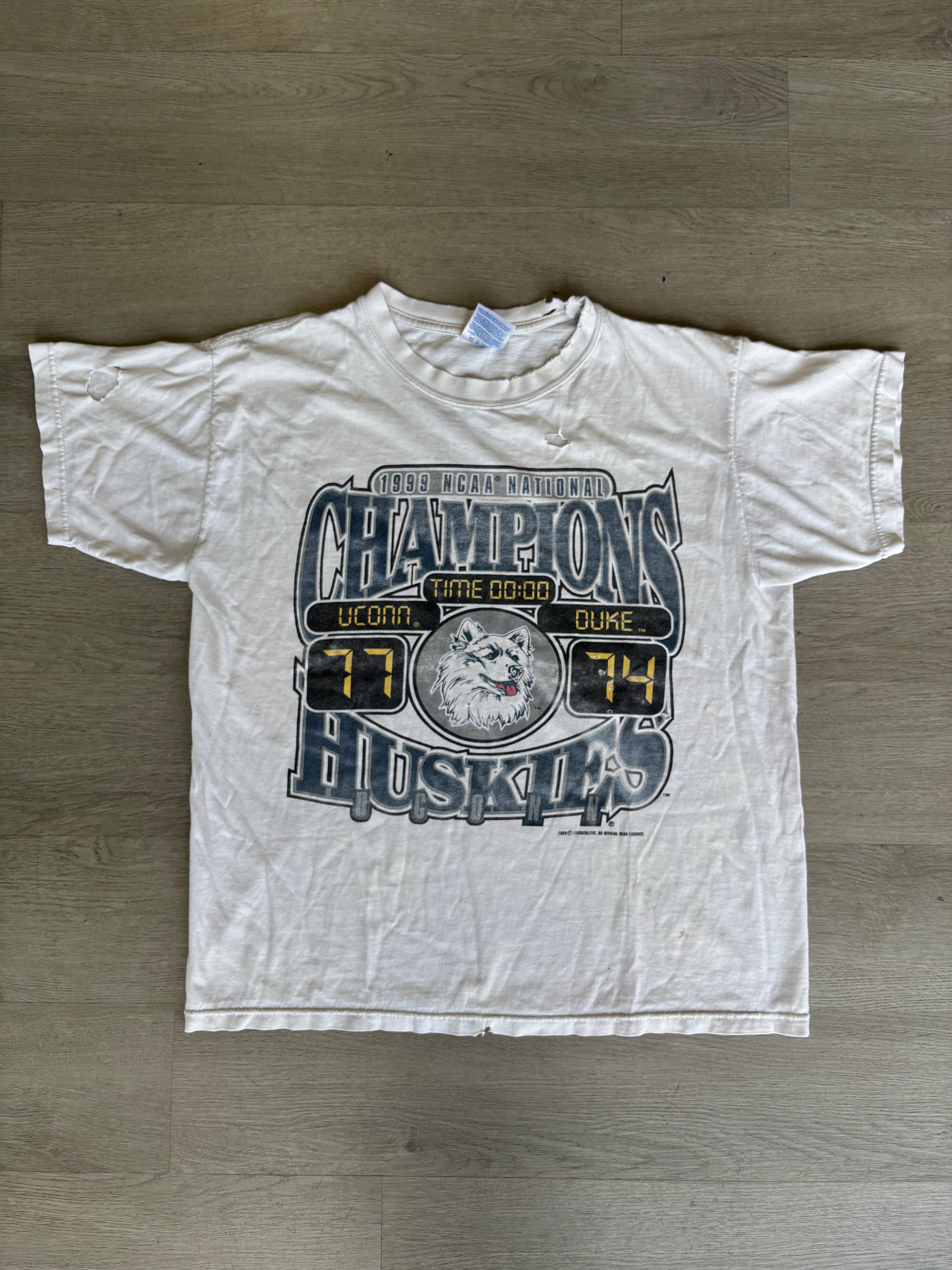 Vintage 1999 U’Conn NCAA National Champions Distressed Tee