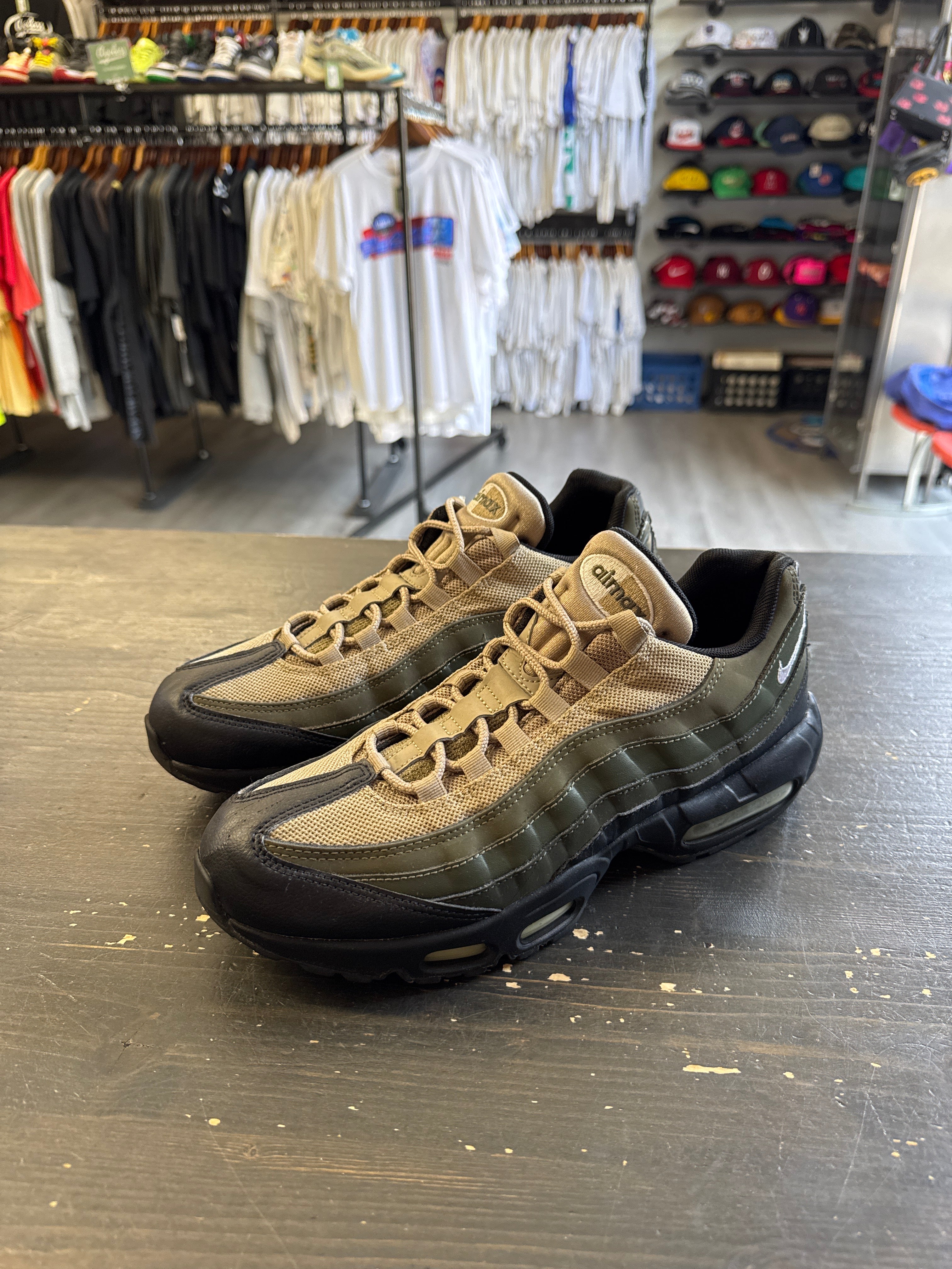 Pre-owned Nike Air Max 95 Essential Black/White-Sequoia