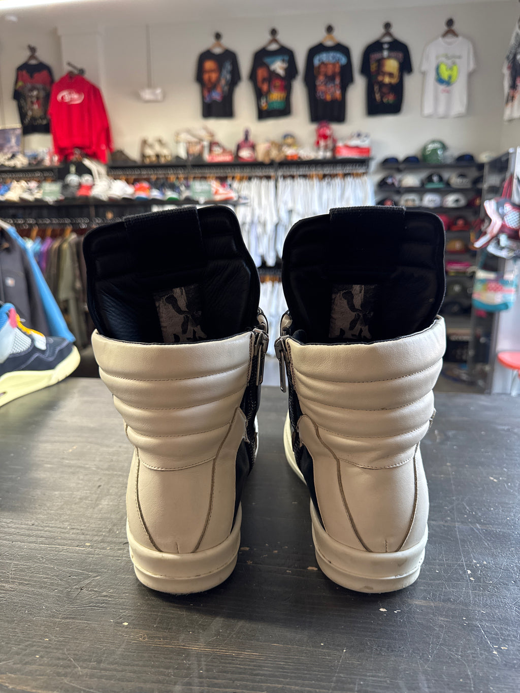 Pre-owned Rick Owen’s Geobasket Black Milk