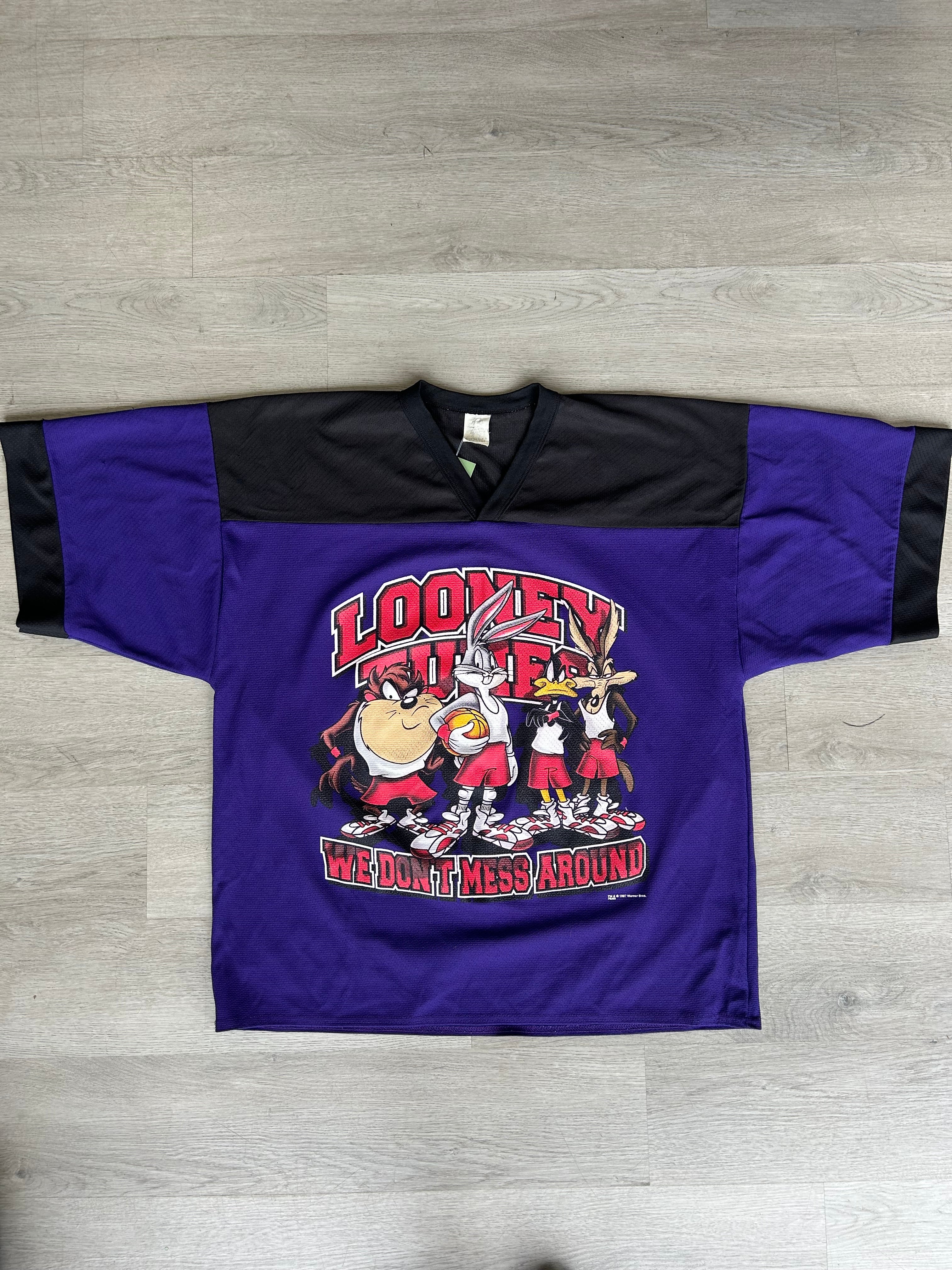 Vintage 90,s Warner Bros Looney Tunes We Don’t Mess Around Jersey