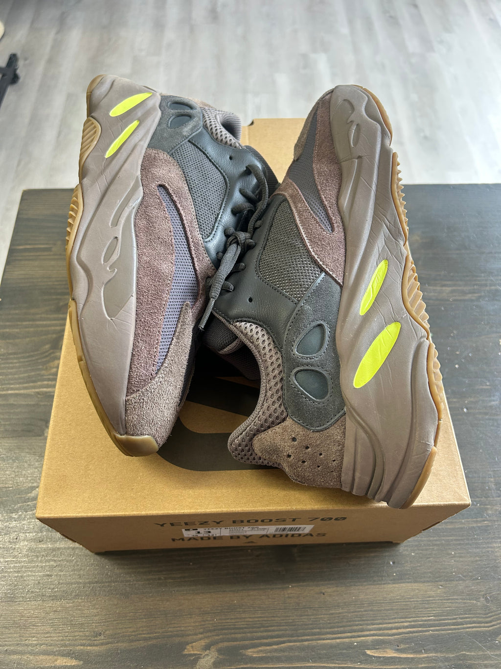 Pre-Owned Adidas Yeezy Boost 700 Mauve
