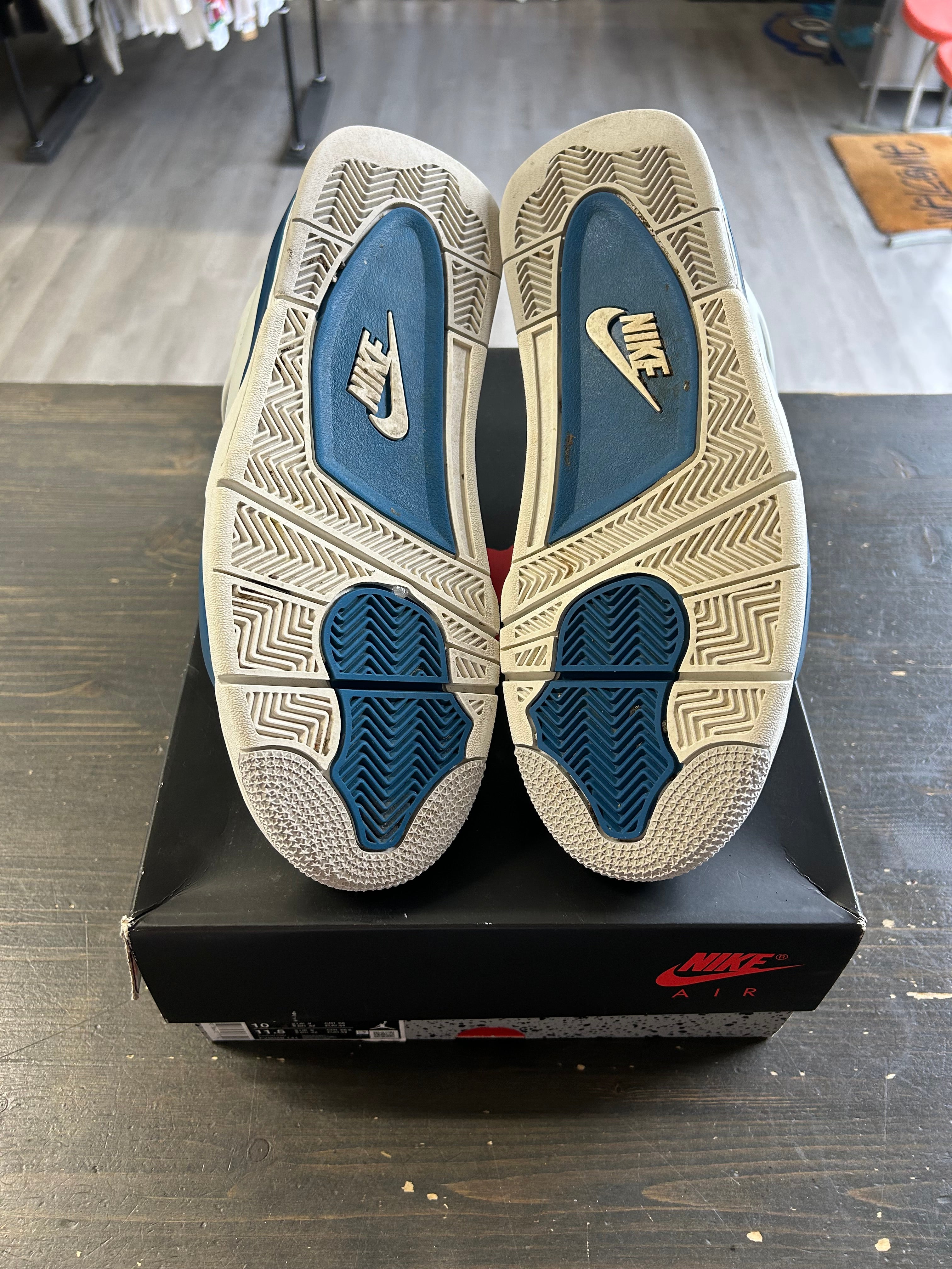 Pre-Owned Jordan 4 Retro Military Blue (2024)