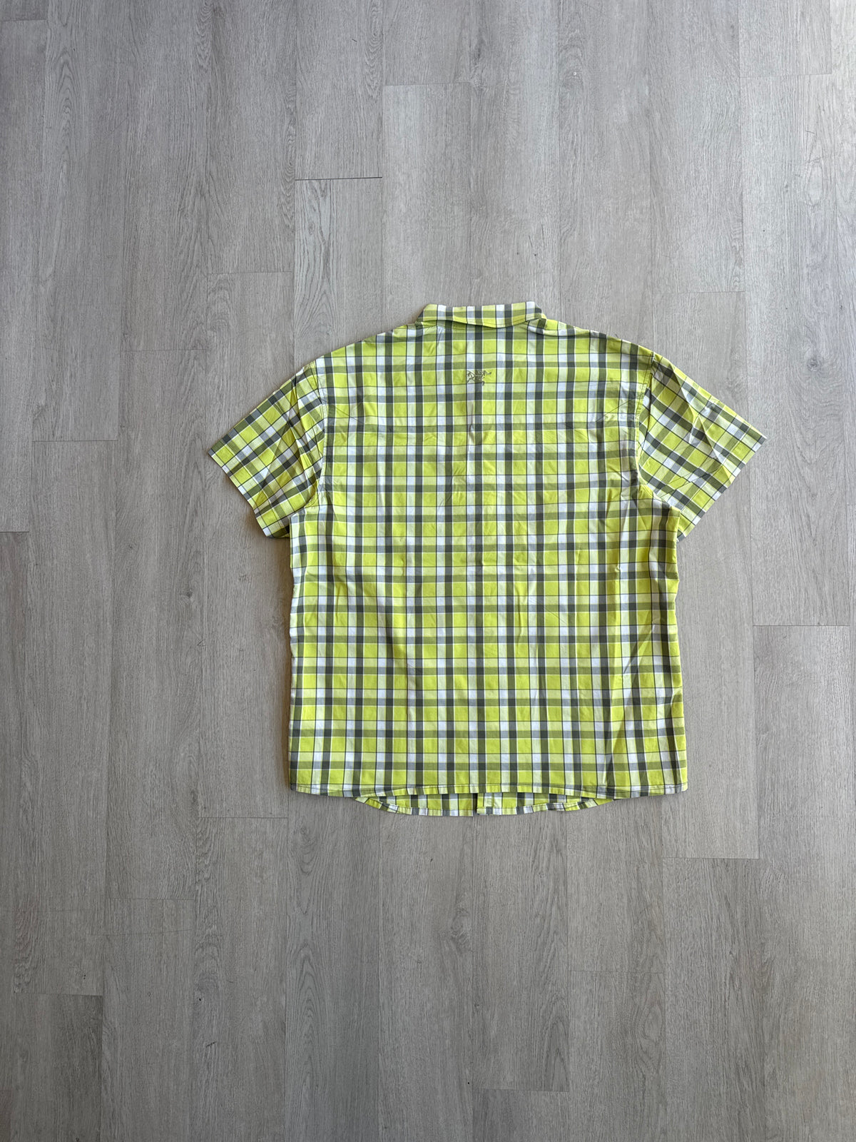 Arc’teryx Plaid Button Up Short Sleeve Shirt