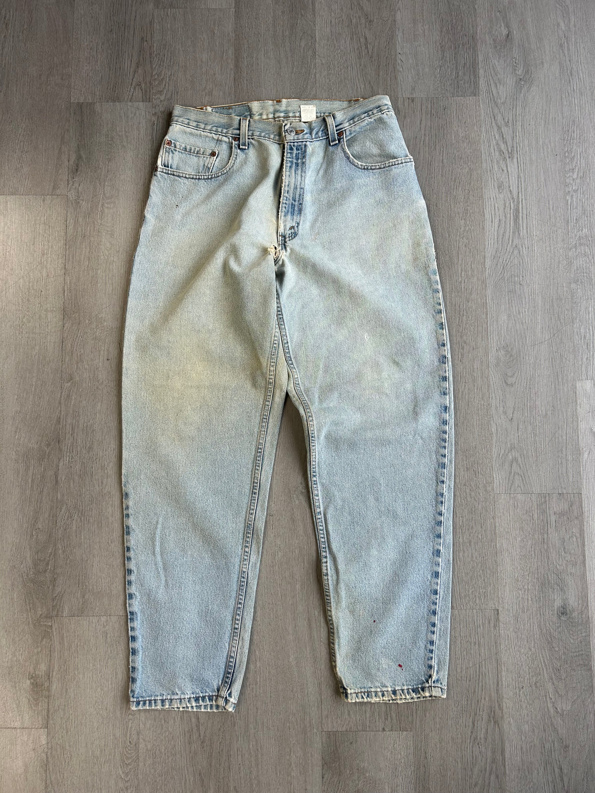 Vintage Faded Light Wash Levi 560s Jeans