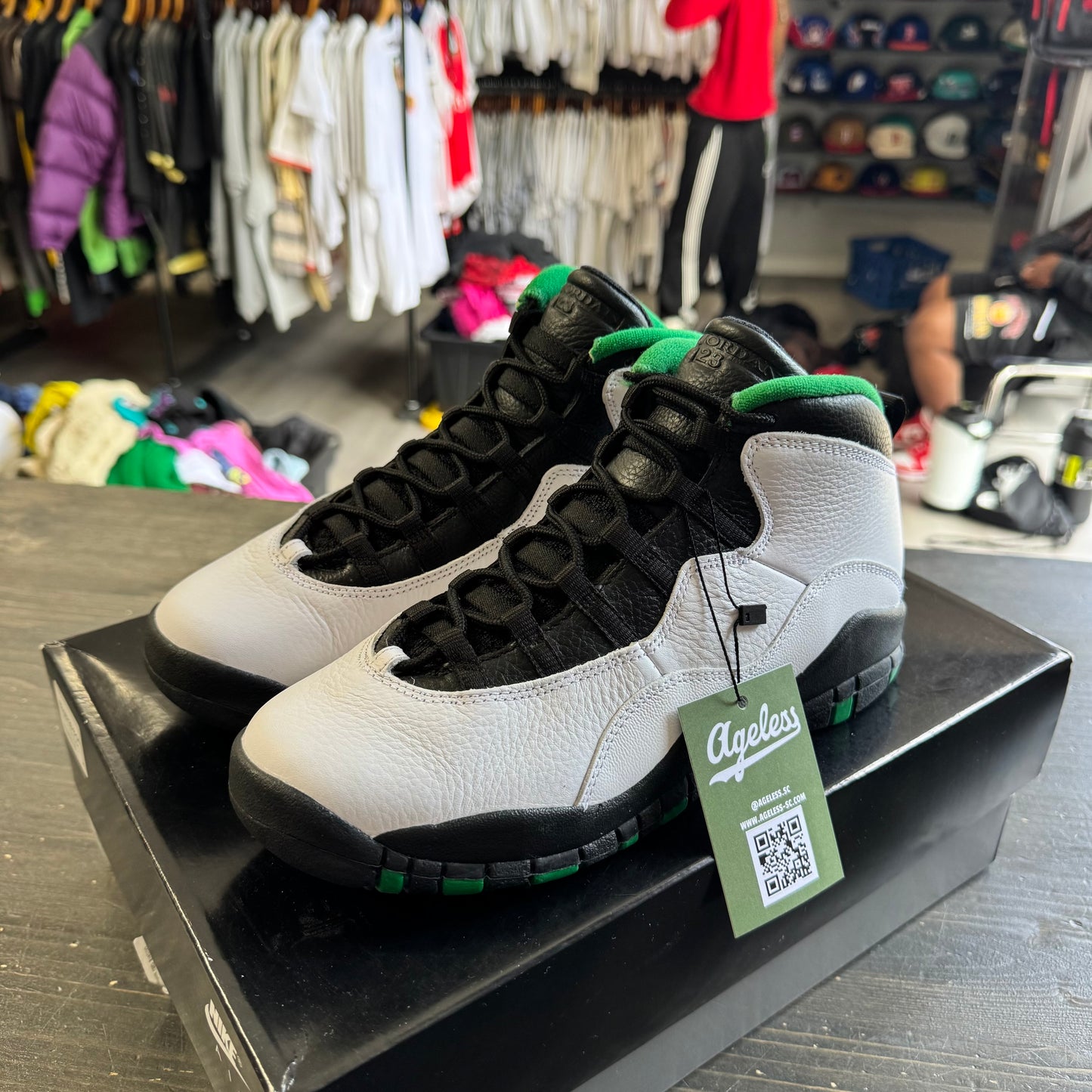 Pre-owned Jordan Retro 10 Seattle