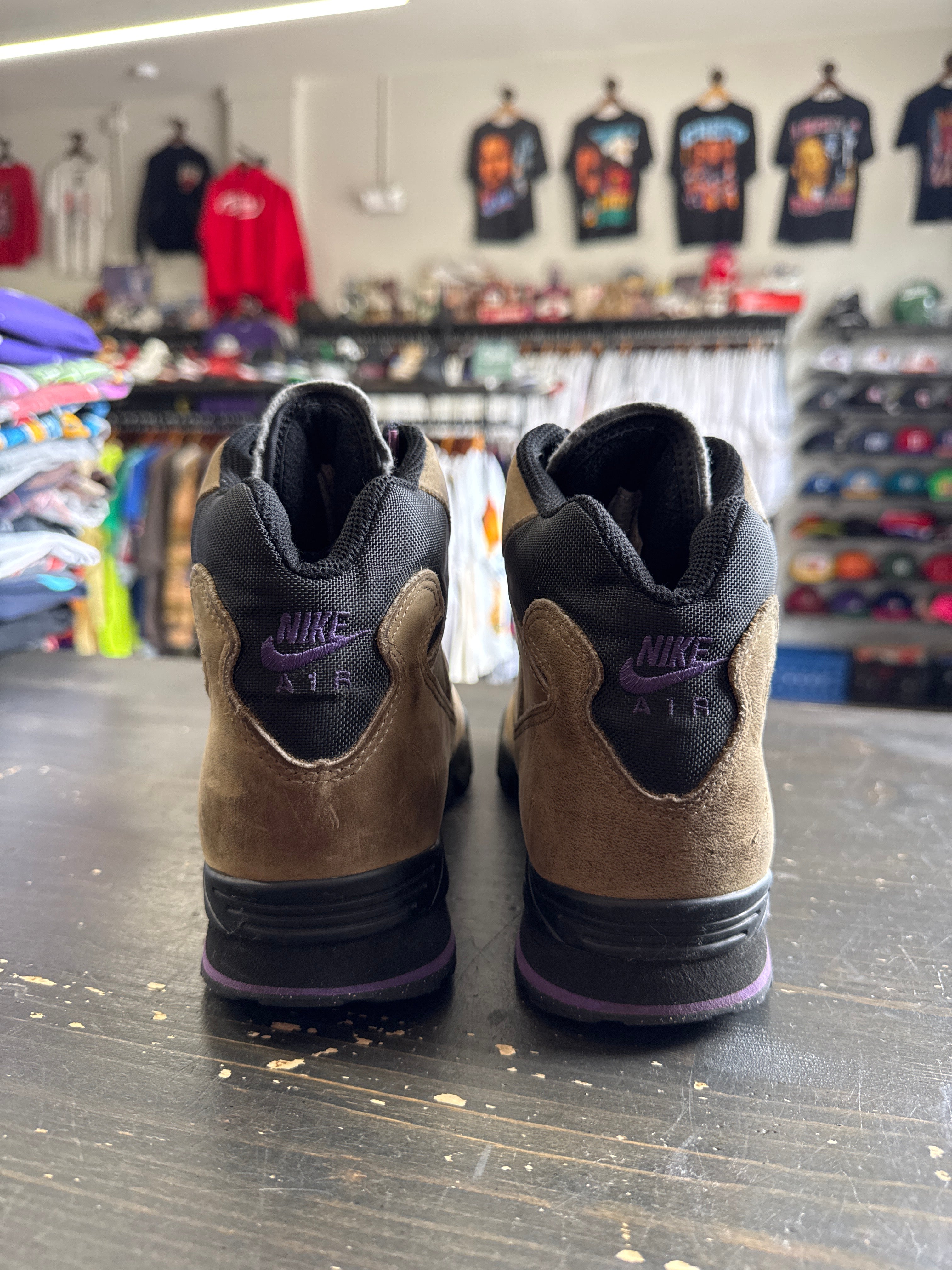 Pre-owned Vintage 1993 Nike Air Hiking Boots