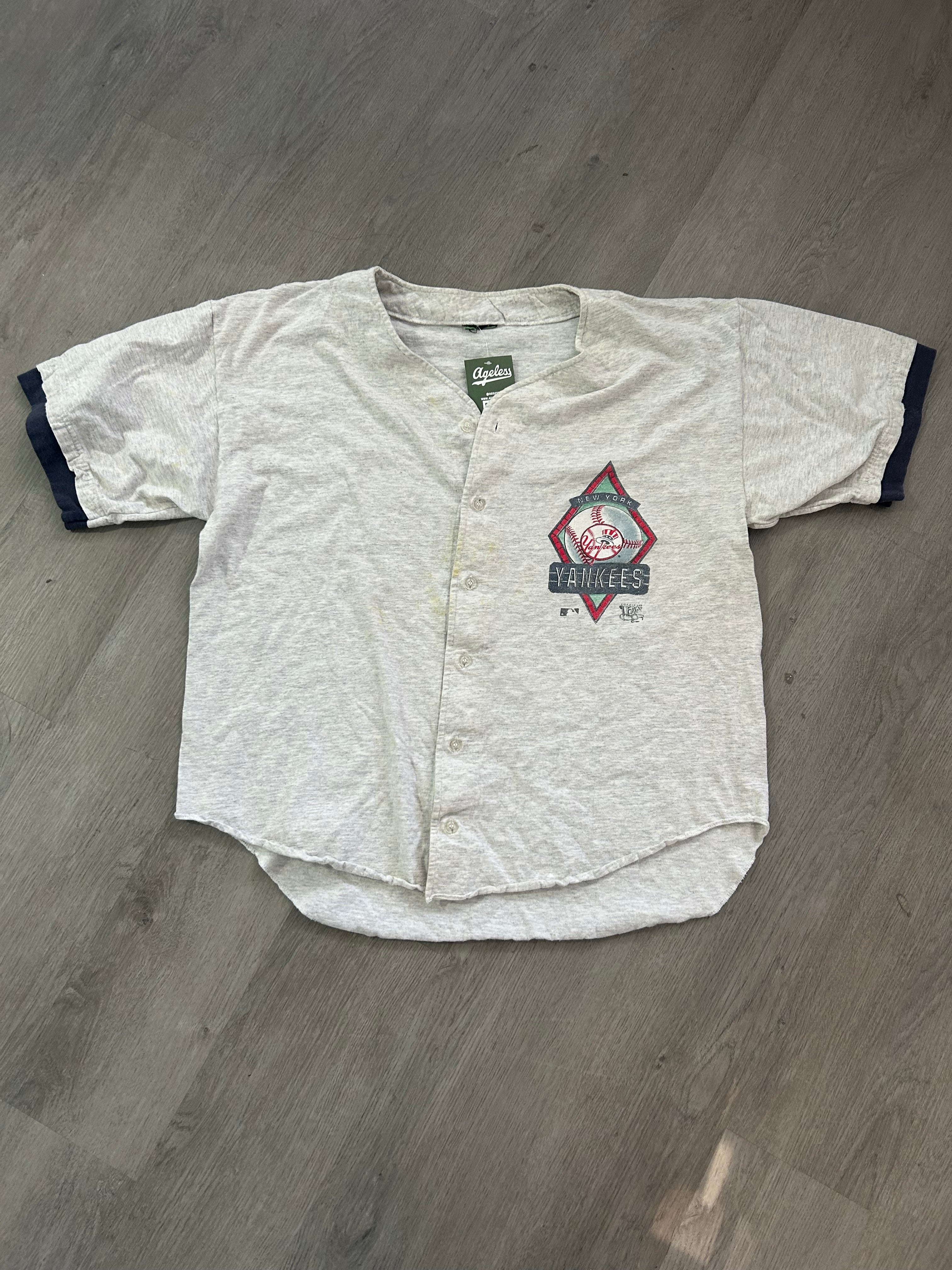 Vintage Yankees Tee