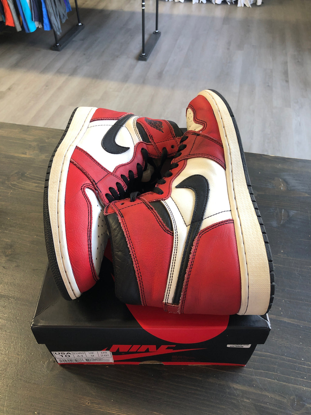 Pre-Owned Jordan 1 Retro High OG Defiant SB