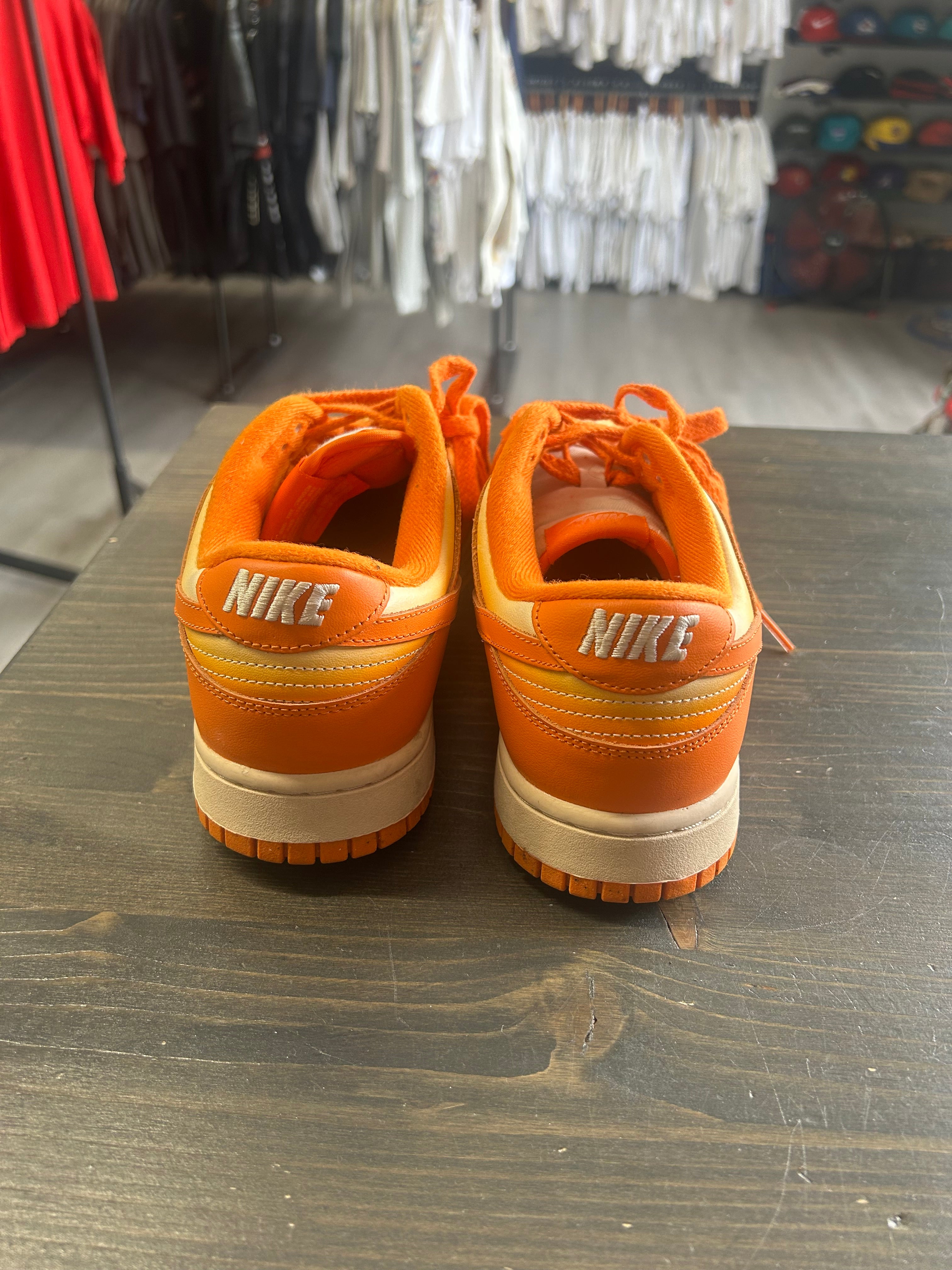 Pre Owned Nike Dunk Low Magma Orange sneakers