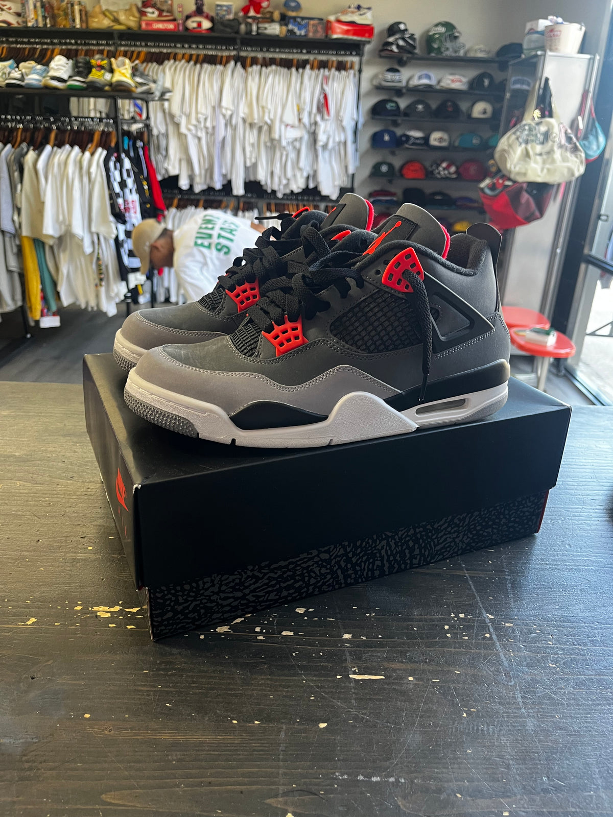 Pre-Owned Jordan 3 Retro OG Black Cement (2024)