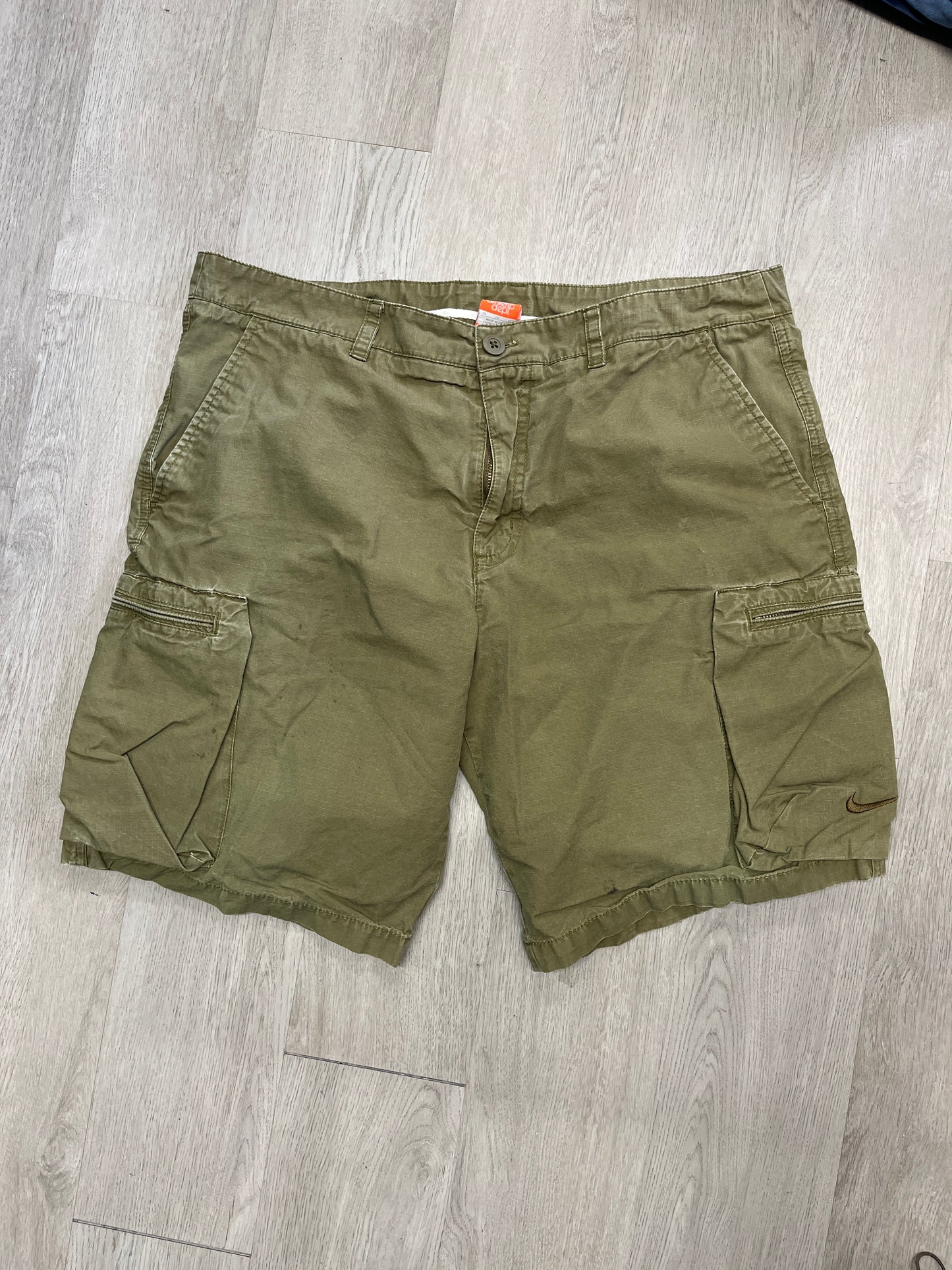 Nike Green Cargo Shorts