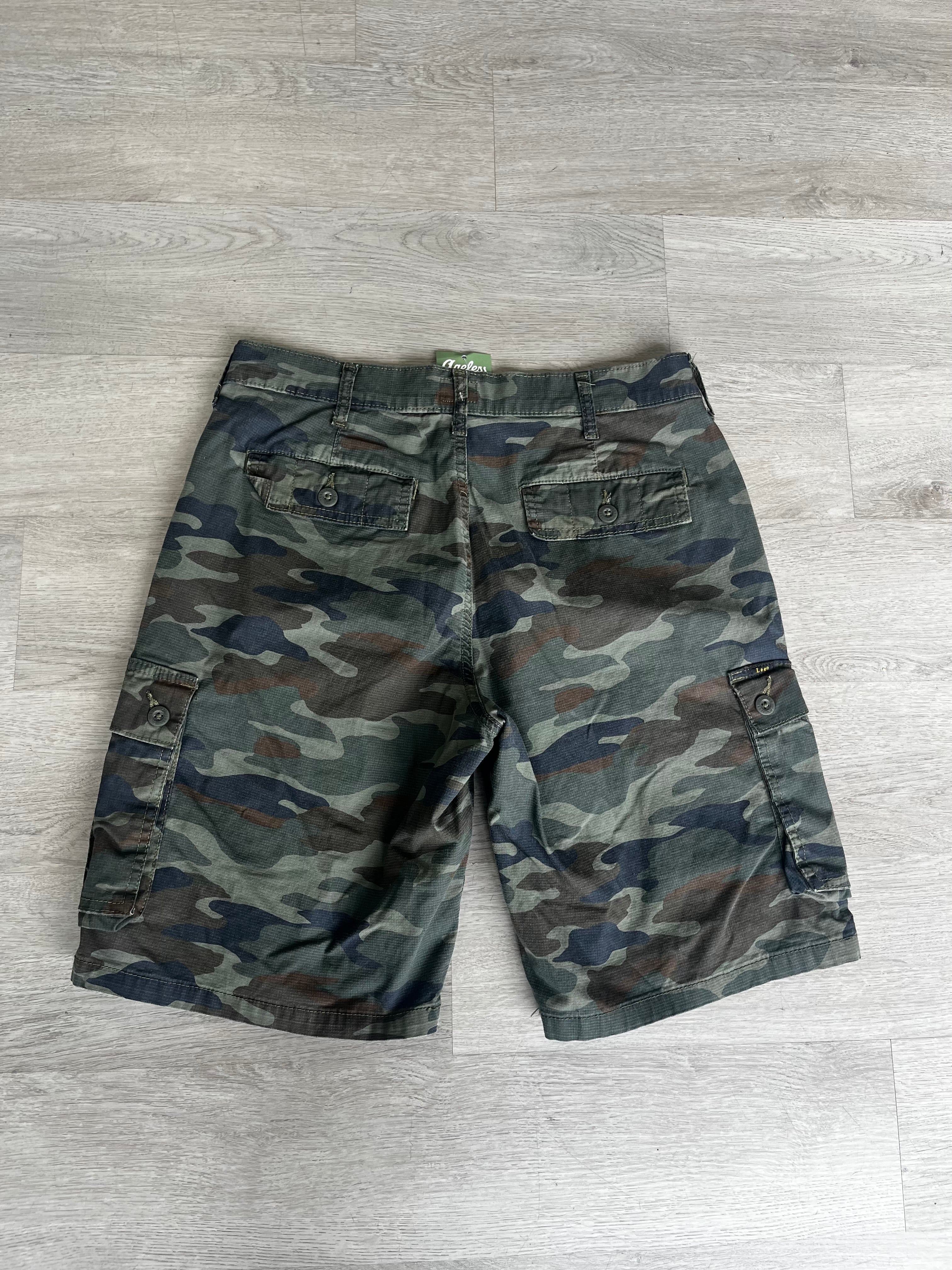 Vintage Lee Camo Cargo shorts