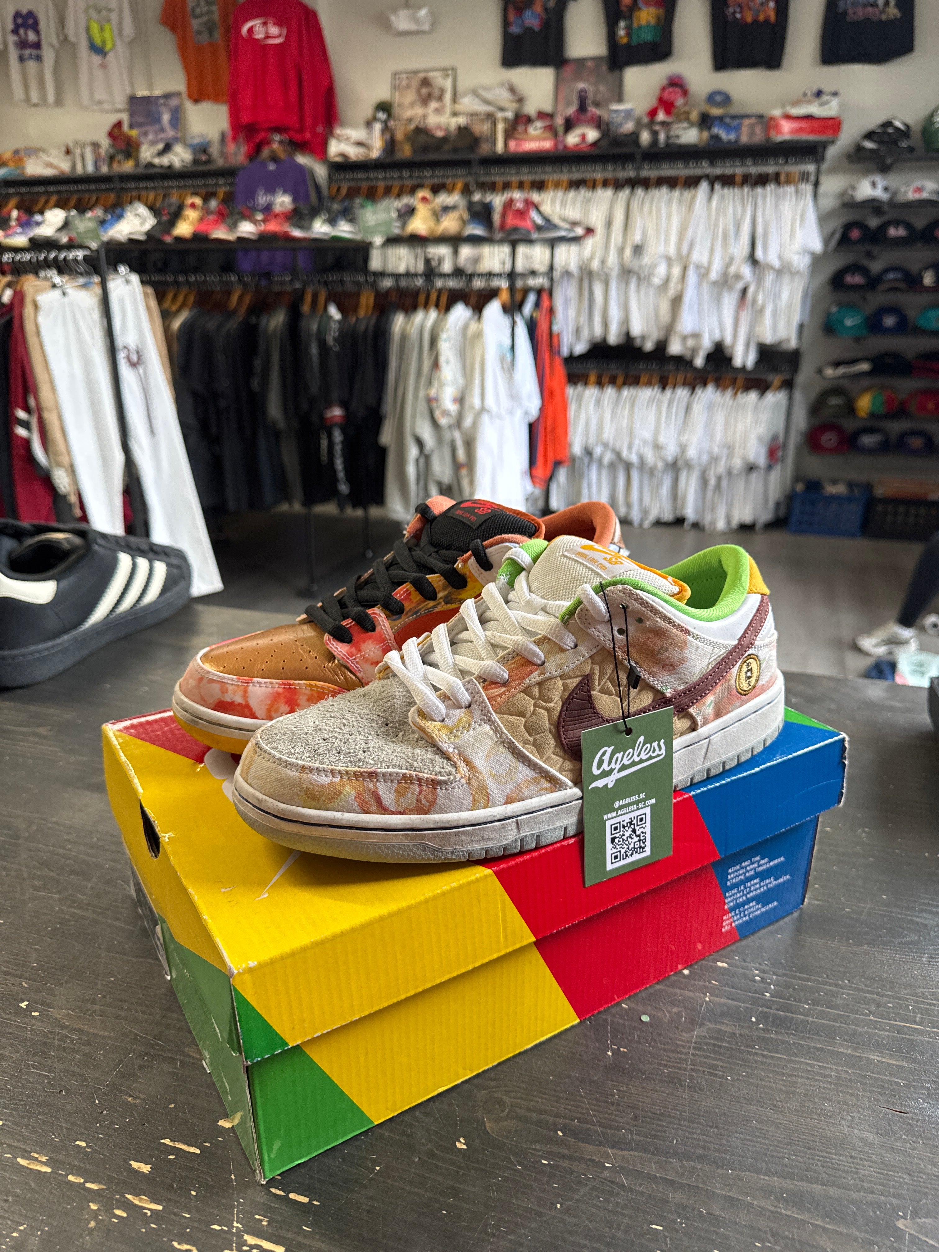 Pre-owned Nike Sb Dunk Low Street Hawker