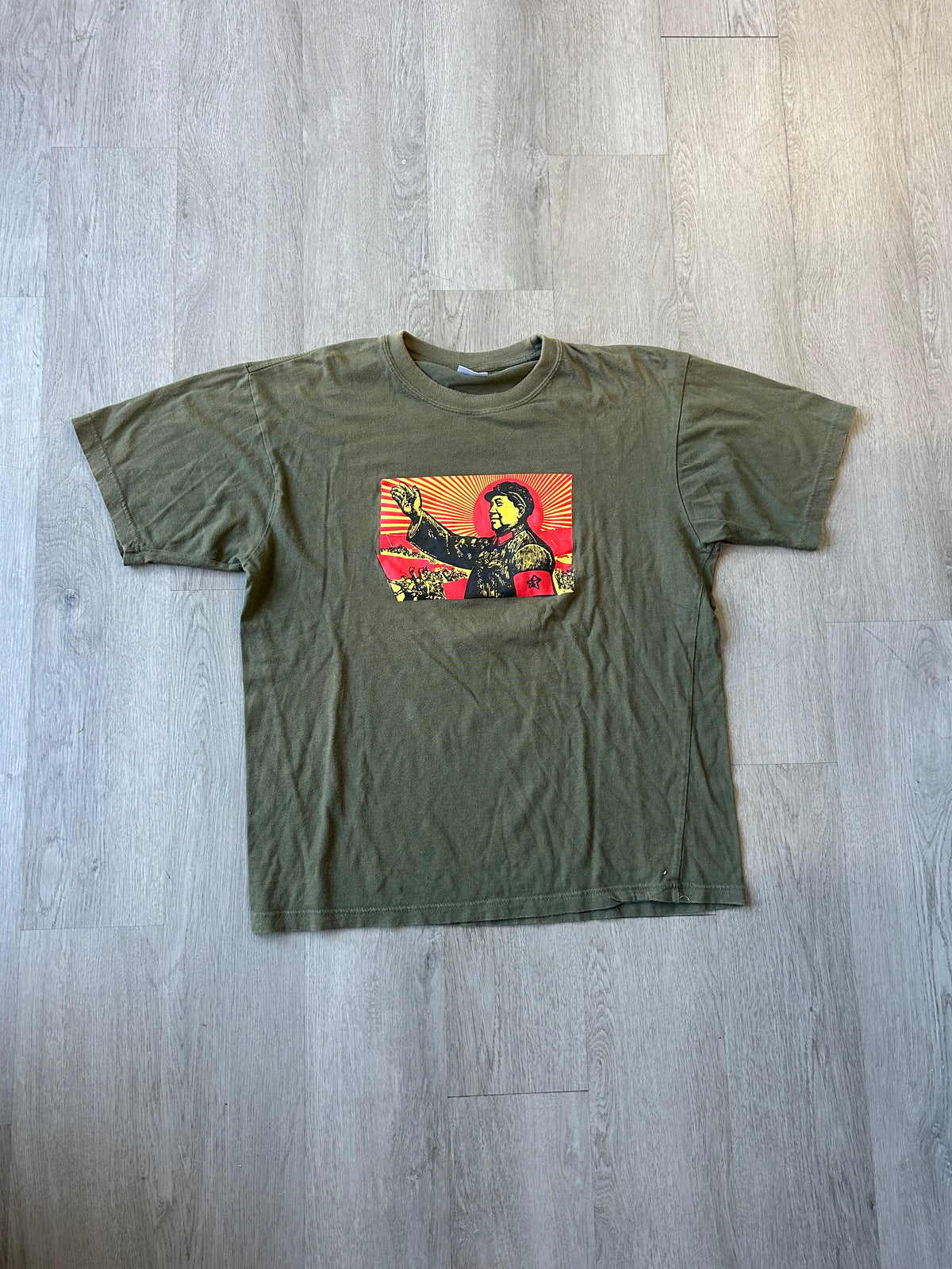 Vintage Mao Zedong Propaganda Tee
