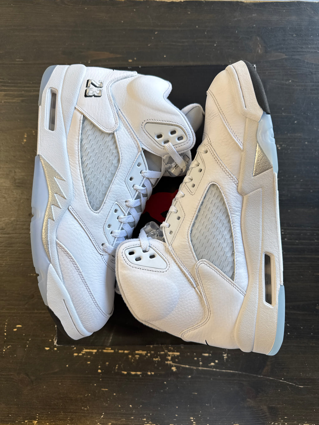 Pre-owned Jordan Retro 5 White Metallic (2026)