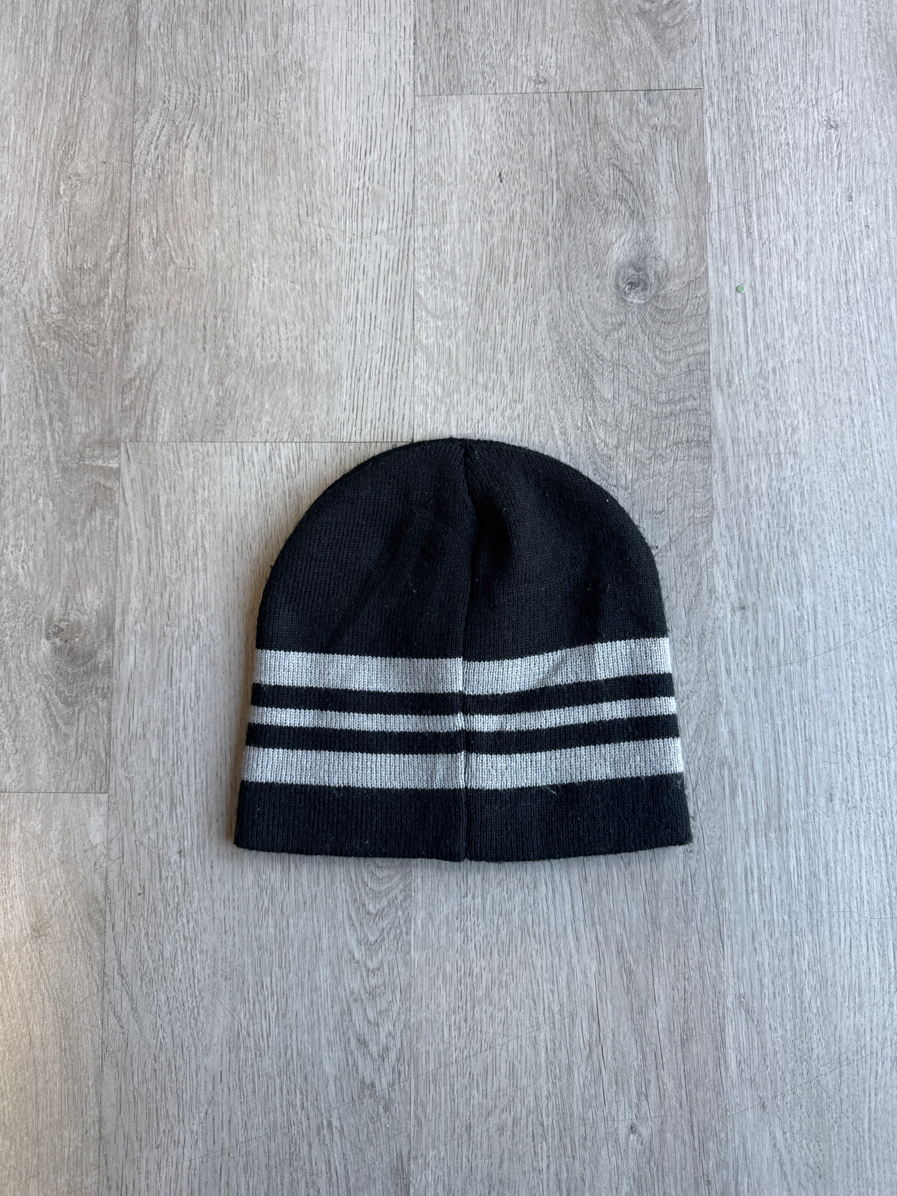 Vintage Superman Logo Beanie