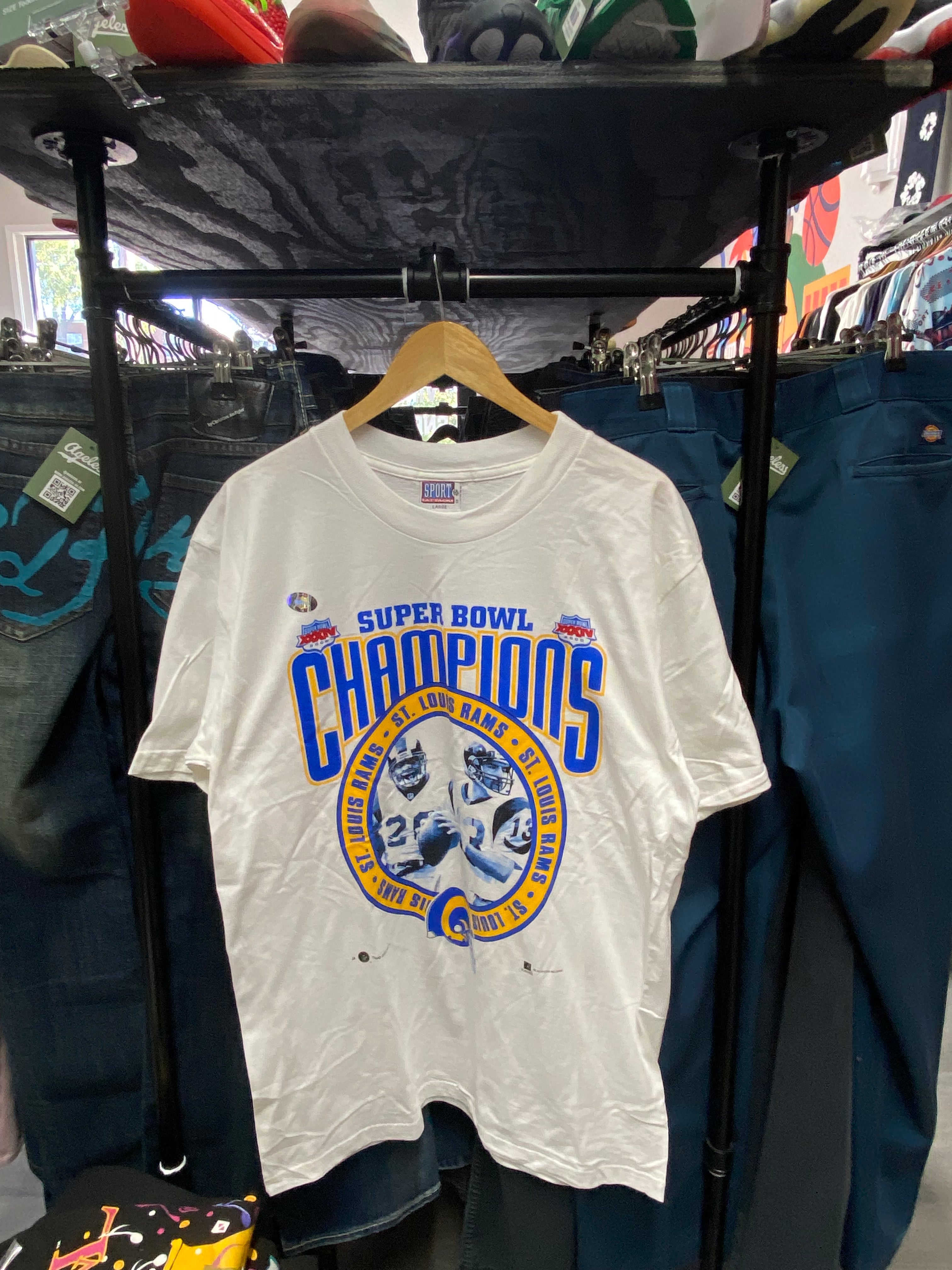 White St Louis Rams 2000 Super Bowl Champions Tee