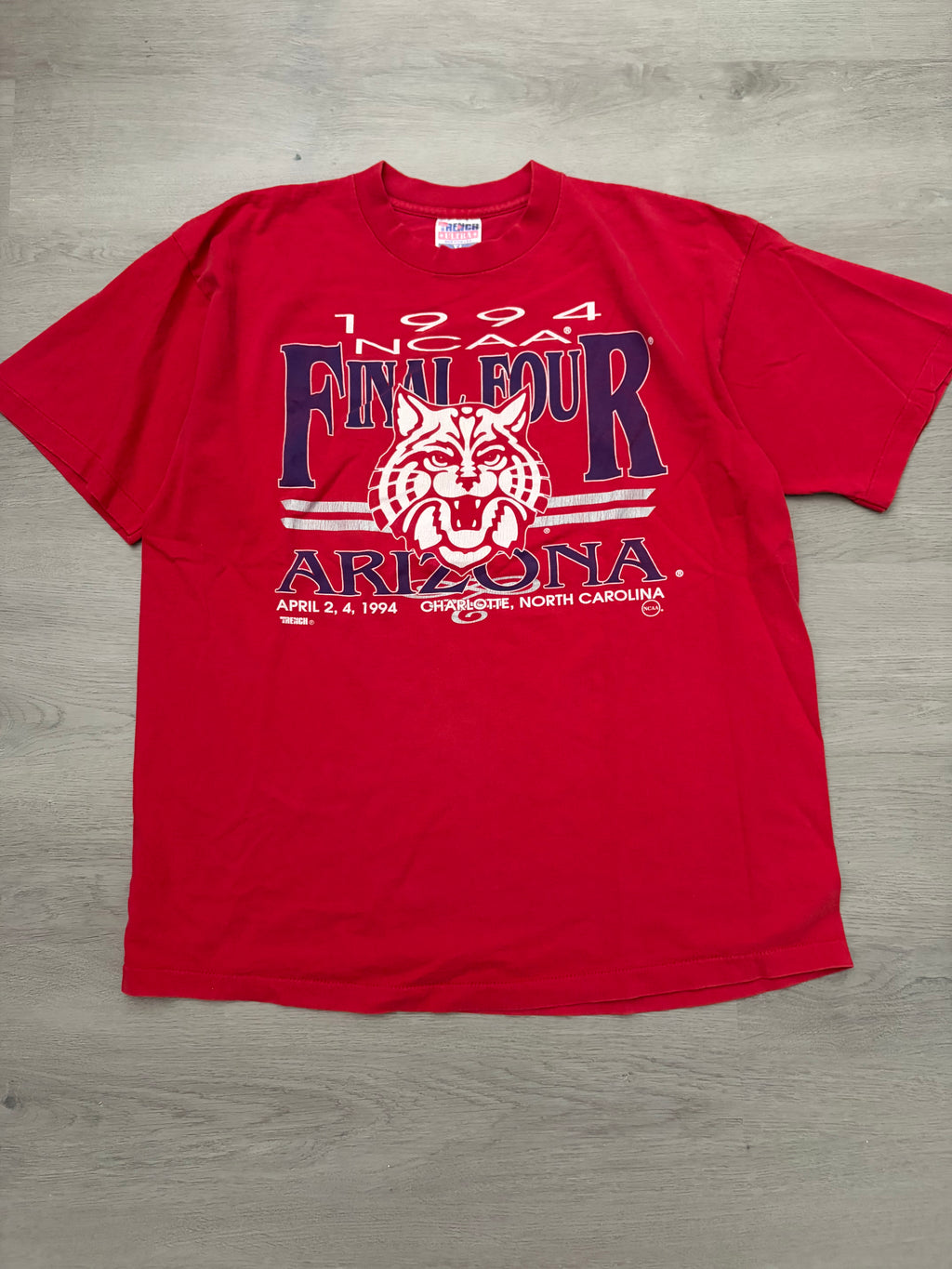 Vintage 90’s NCAA University of Arizona Final Four Tee