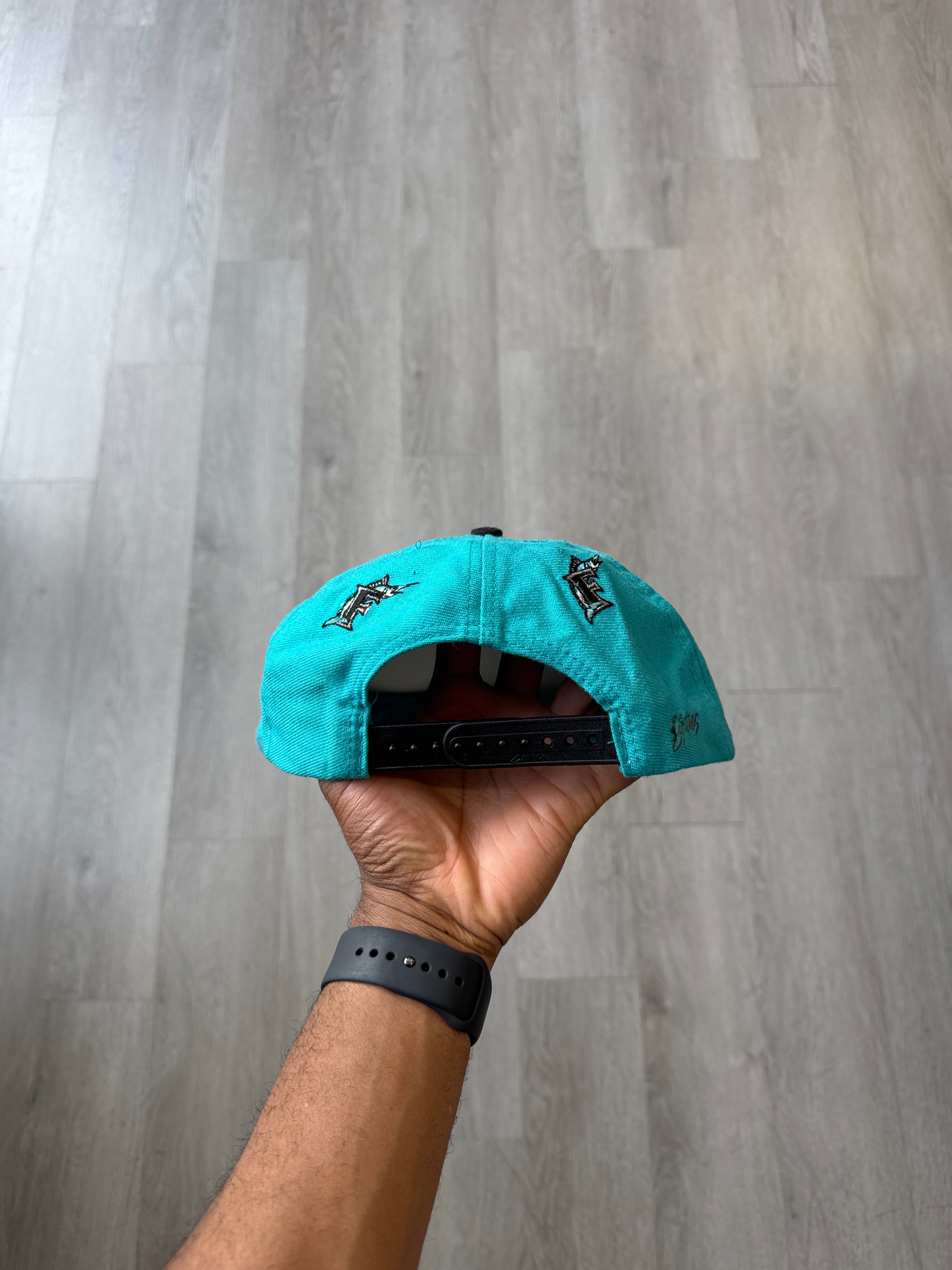 Vintage 90s Signature Sportswear Florida Marlins Snapback Hat