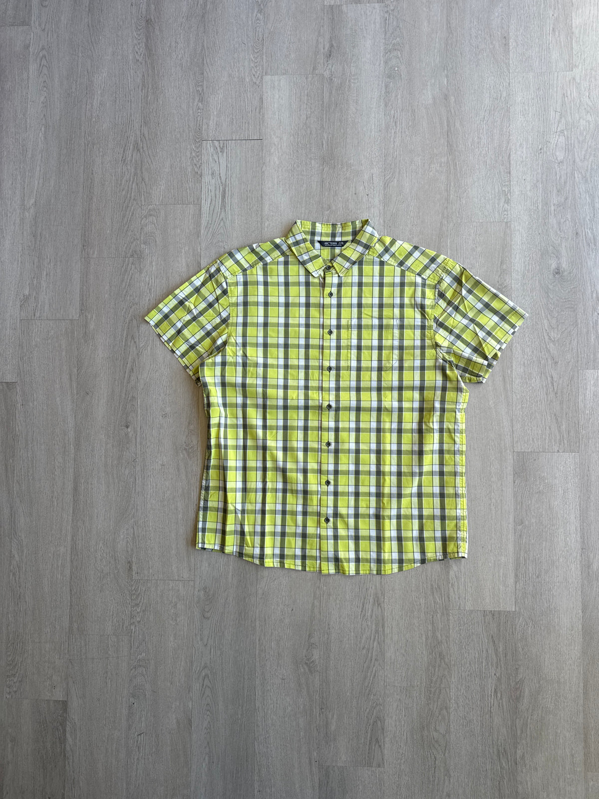 Arc’teryx Plaid Button Up Short Sleeve Shirt