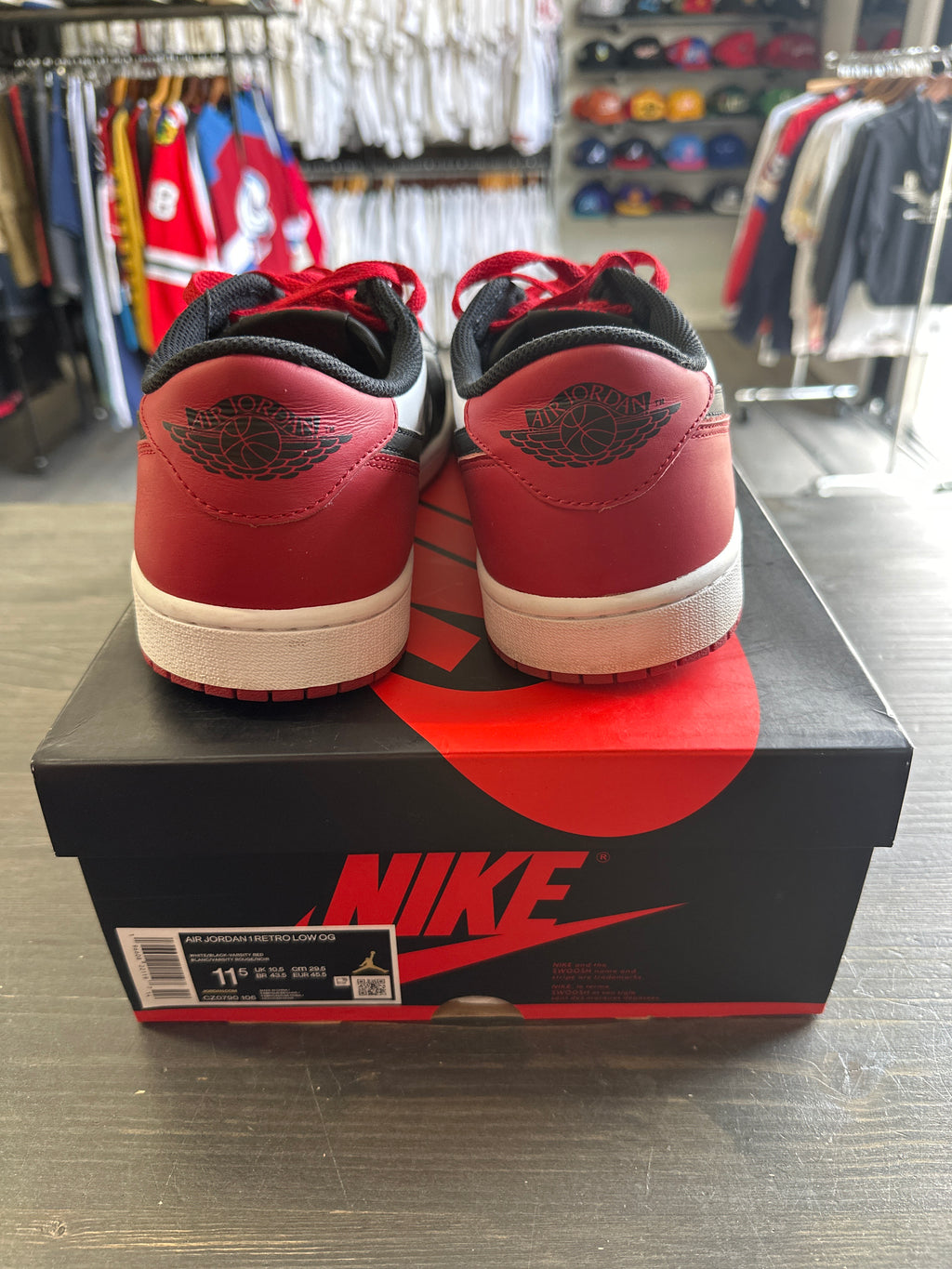 Pre-Owned Jordan 1 Retro Low Black Toe