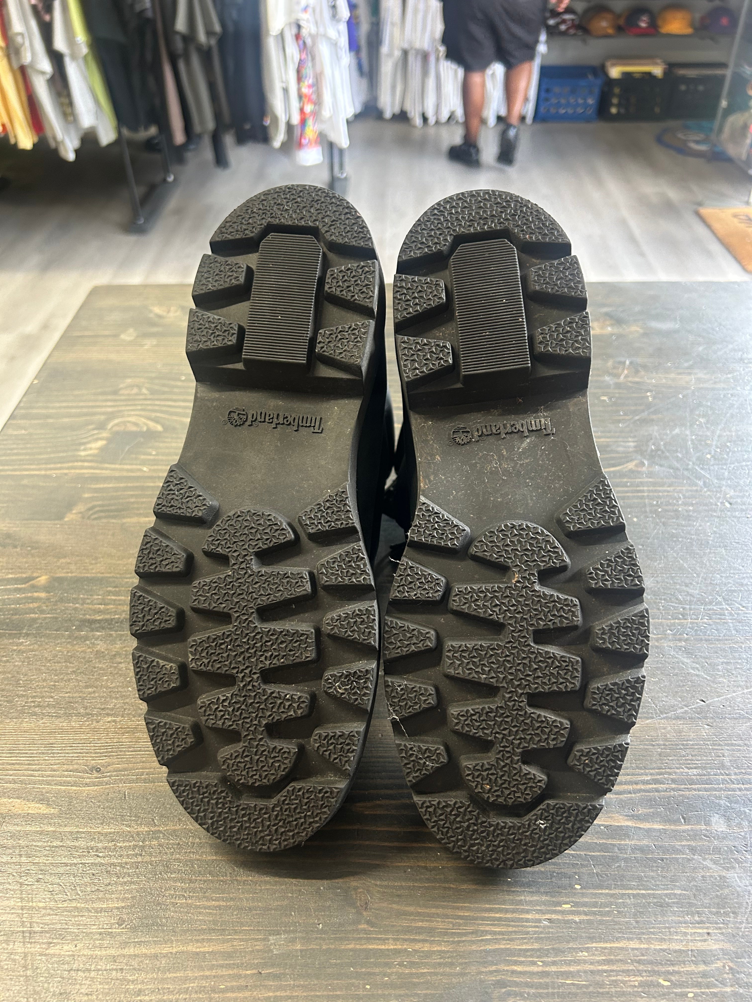 Pre-Owned Black Timberland Boots