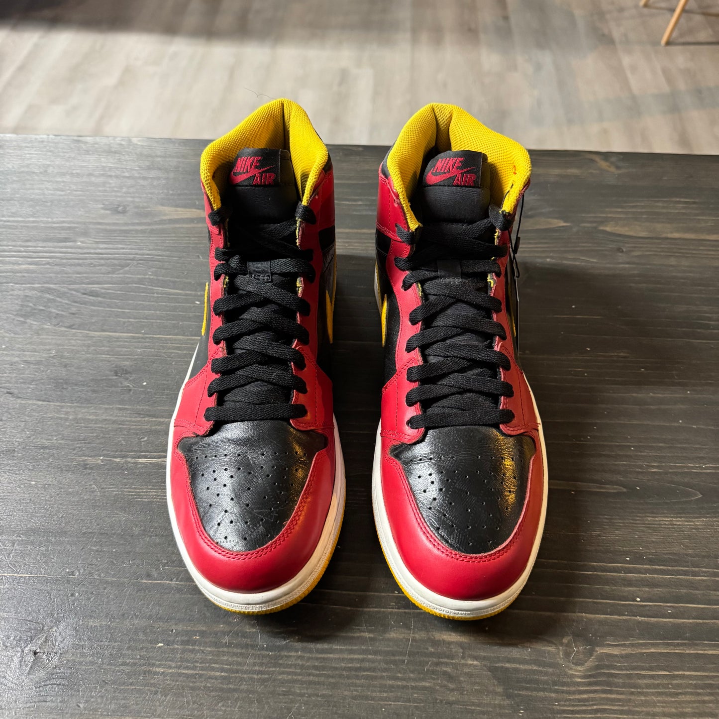 Pre-owned Jordan 1 Black Red