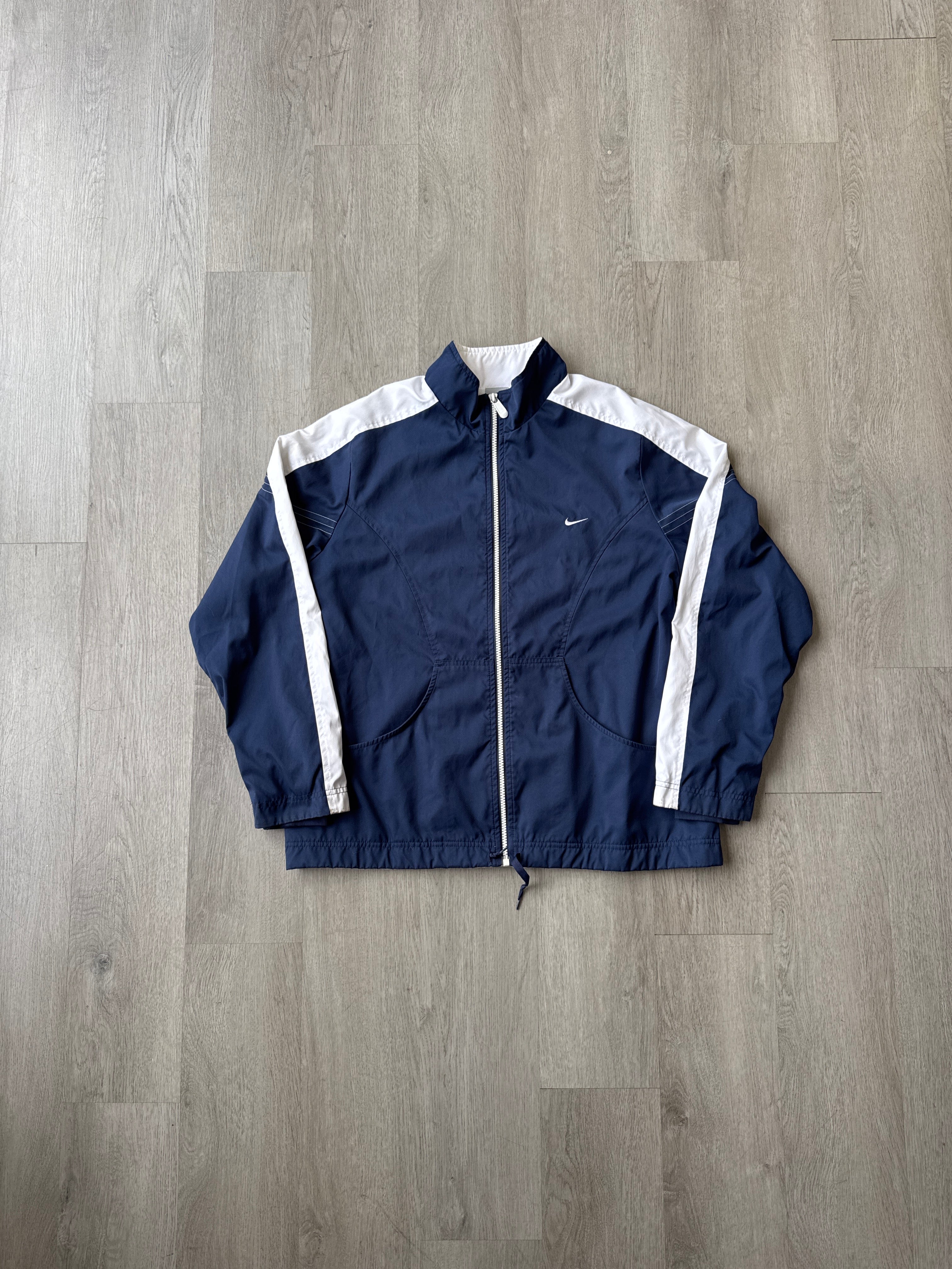 Vintage Women’s Nike Navy Windbreaker Jacket