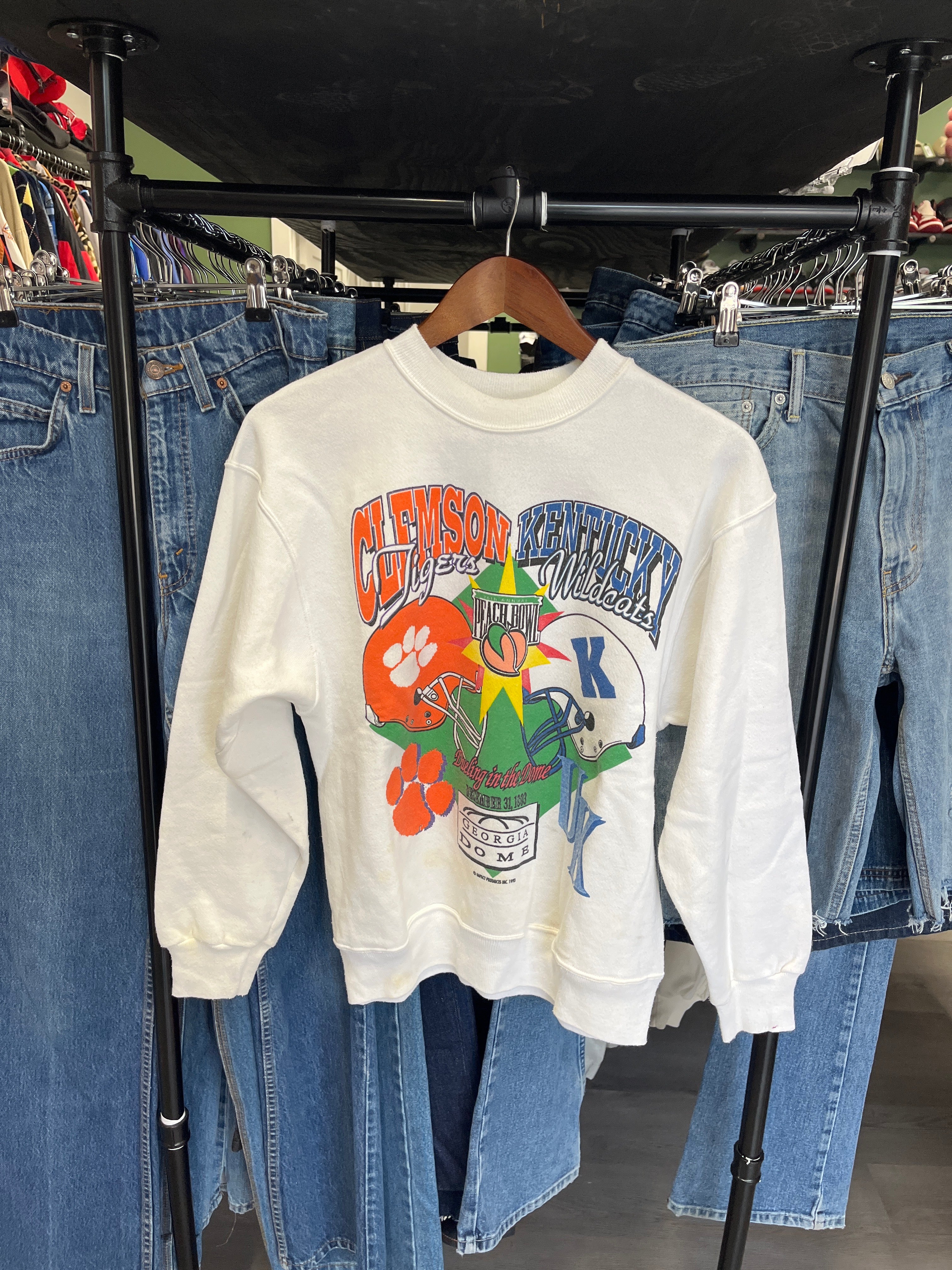Clemson Tigers vs. Kentucky Wildcats Peach Bowl Sweatshirt
