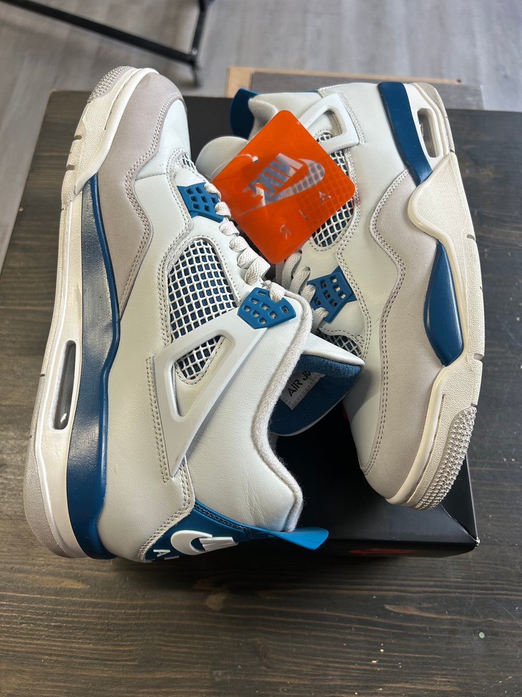 Pre-Owned Jordan 4 Retro Military Blue (2024)
