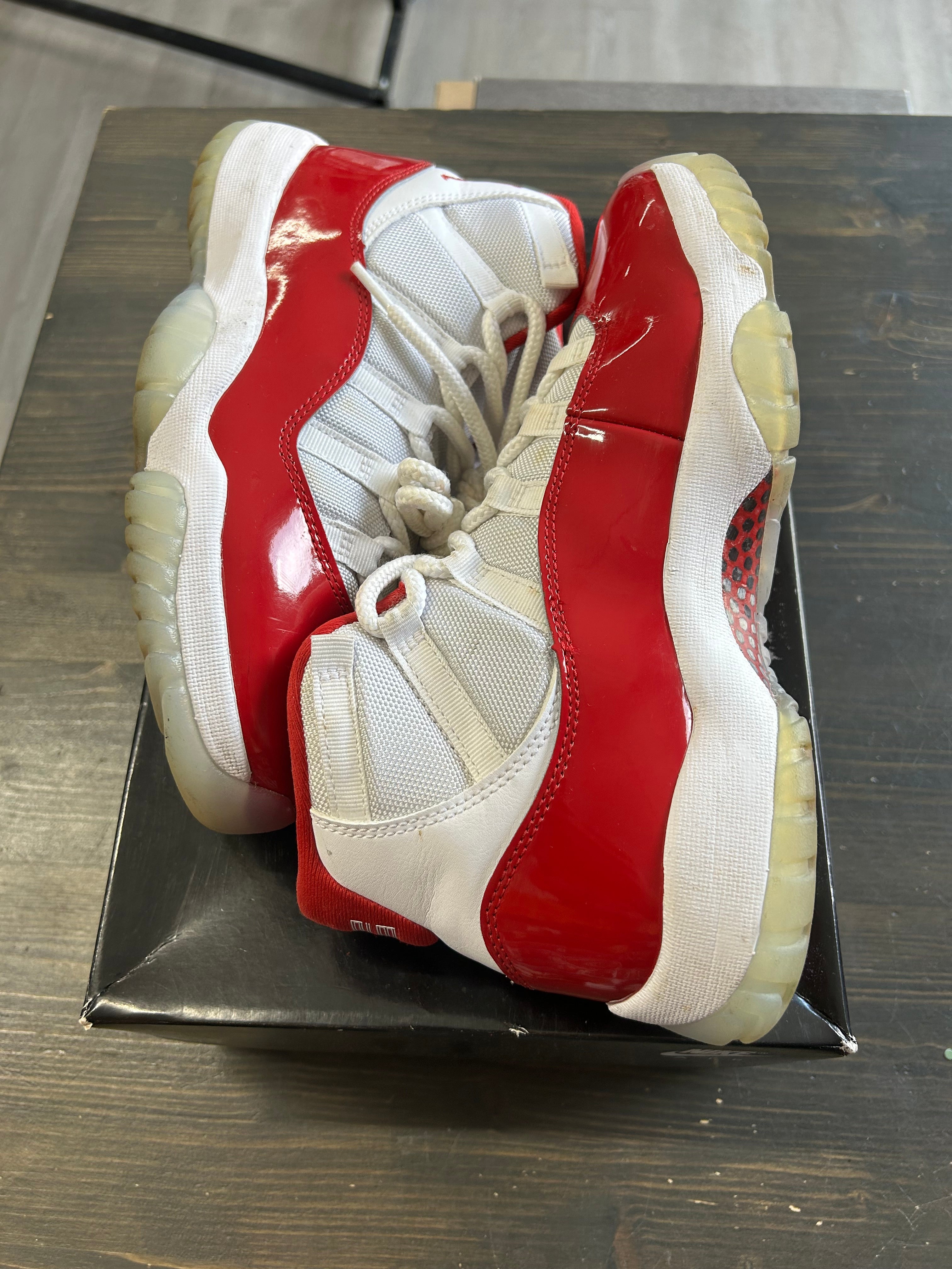Pre-Owned Jordan 11 Retro Cherry (2022)