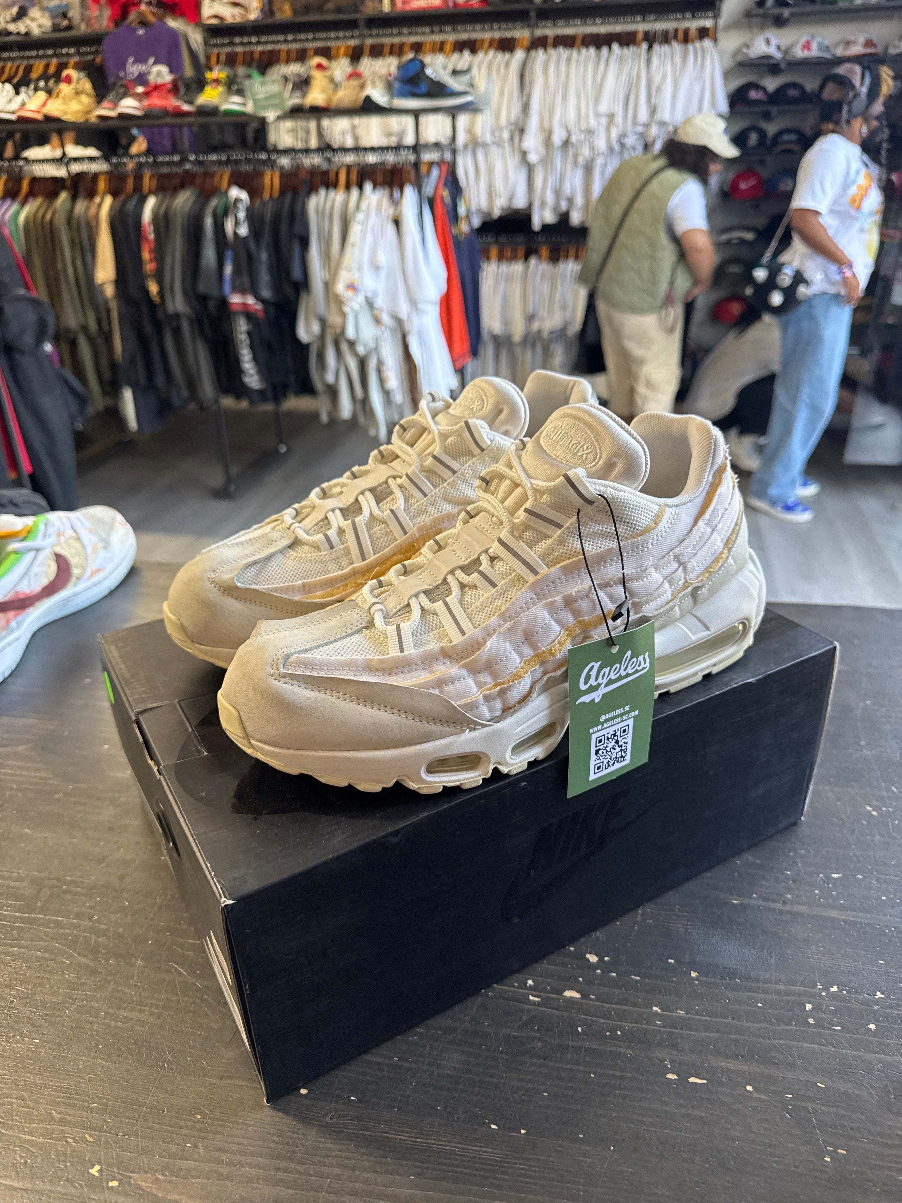 Pre-owned Nike Air Max 95 Comme Des Garçon White
