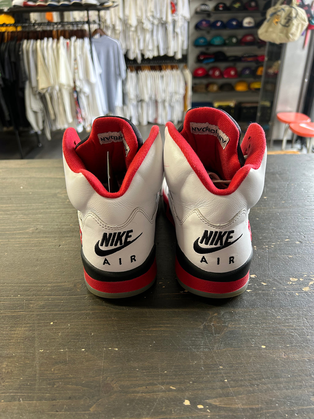 Pre-Owned Jordan 5 Retro Fire Red Black Tongue (2025)