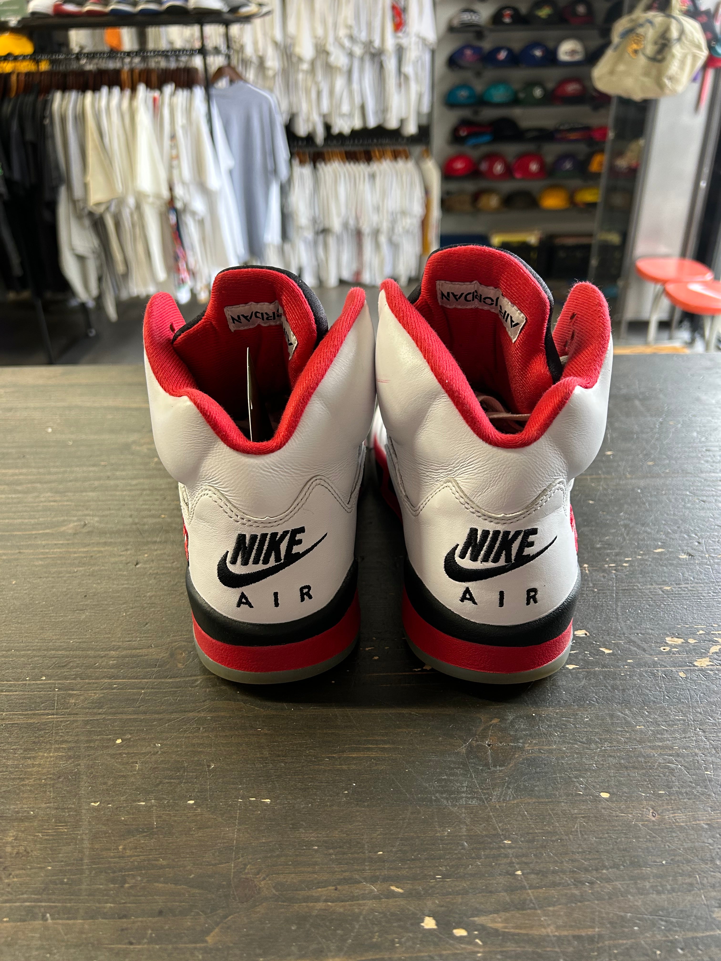 Pre-Owned Jordan 5 Retro Fire Red Black Tongue (2025)
