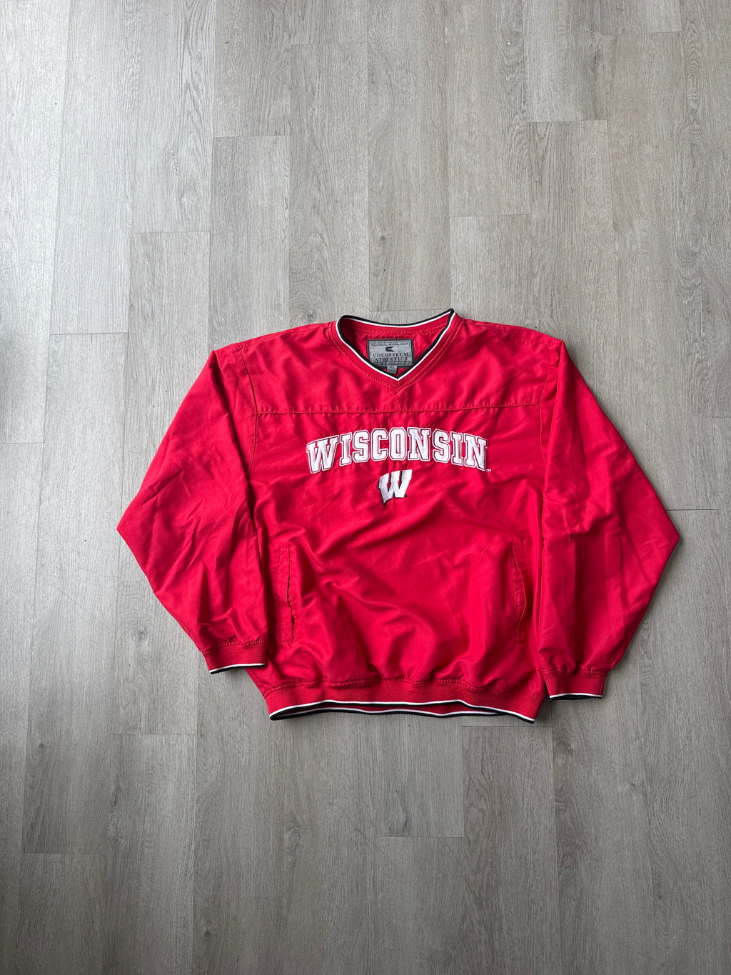 Vintage Colosseum Athletics University Of Wisconsin Badger Pullover