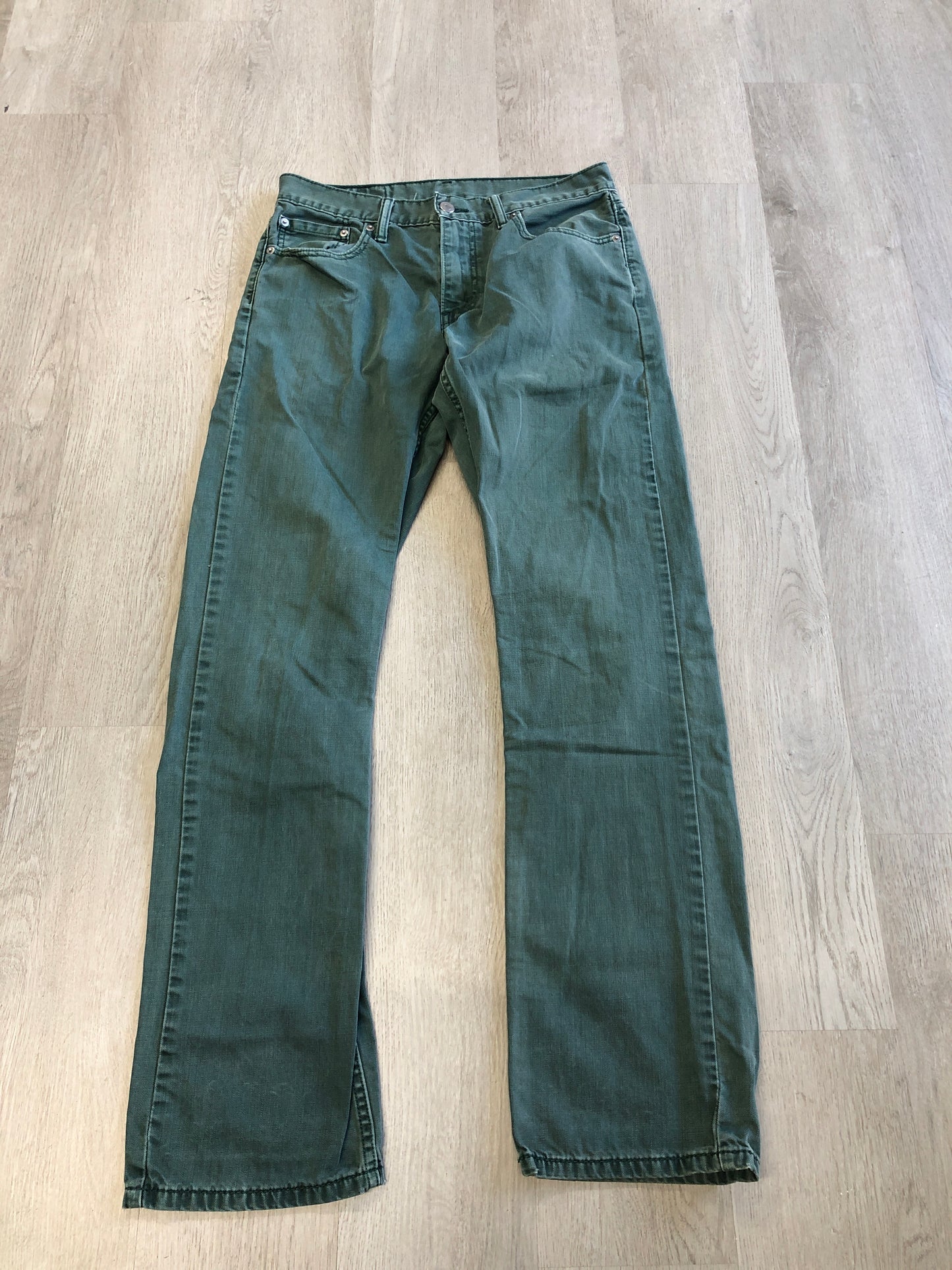 Levi’s 514 Jeans